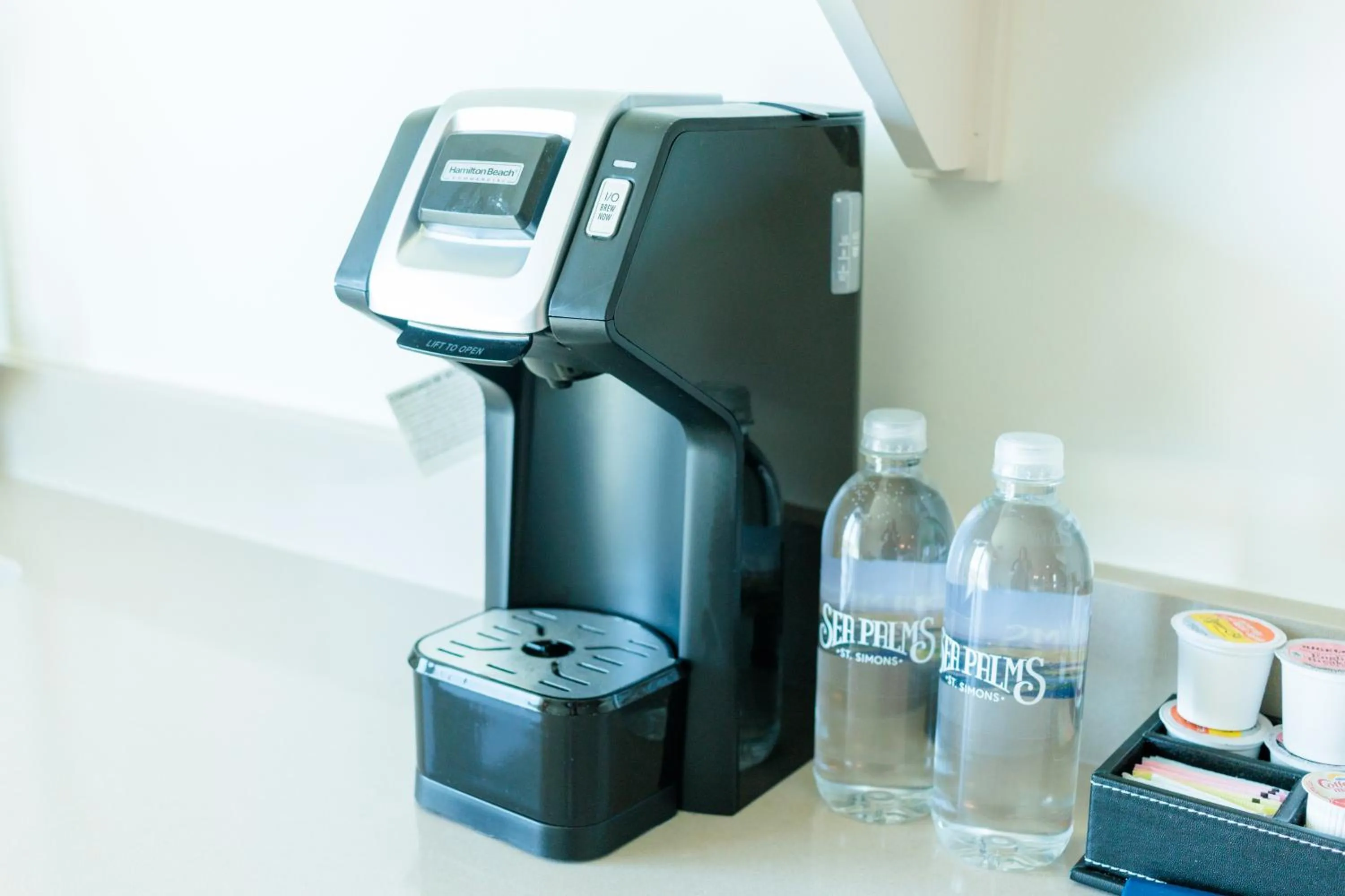 Coffee/tea facilities in Sea Palms Resort
