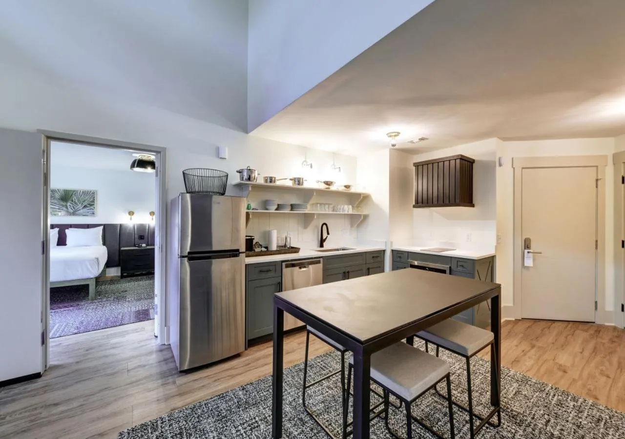 Kitchen or kitchenette in Sea Palms Resort