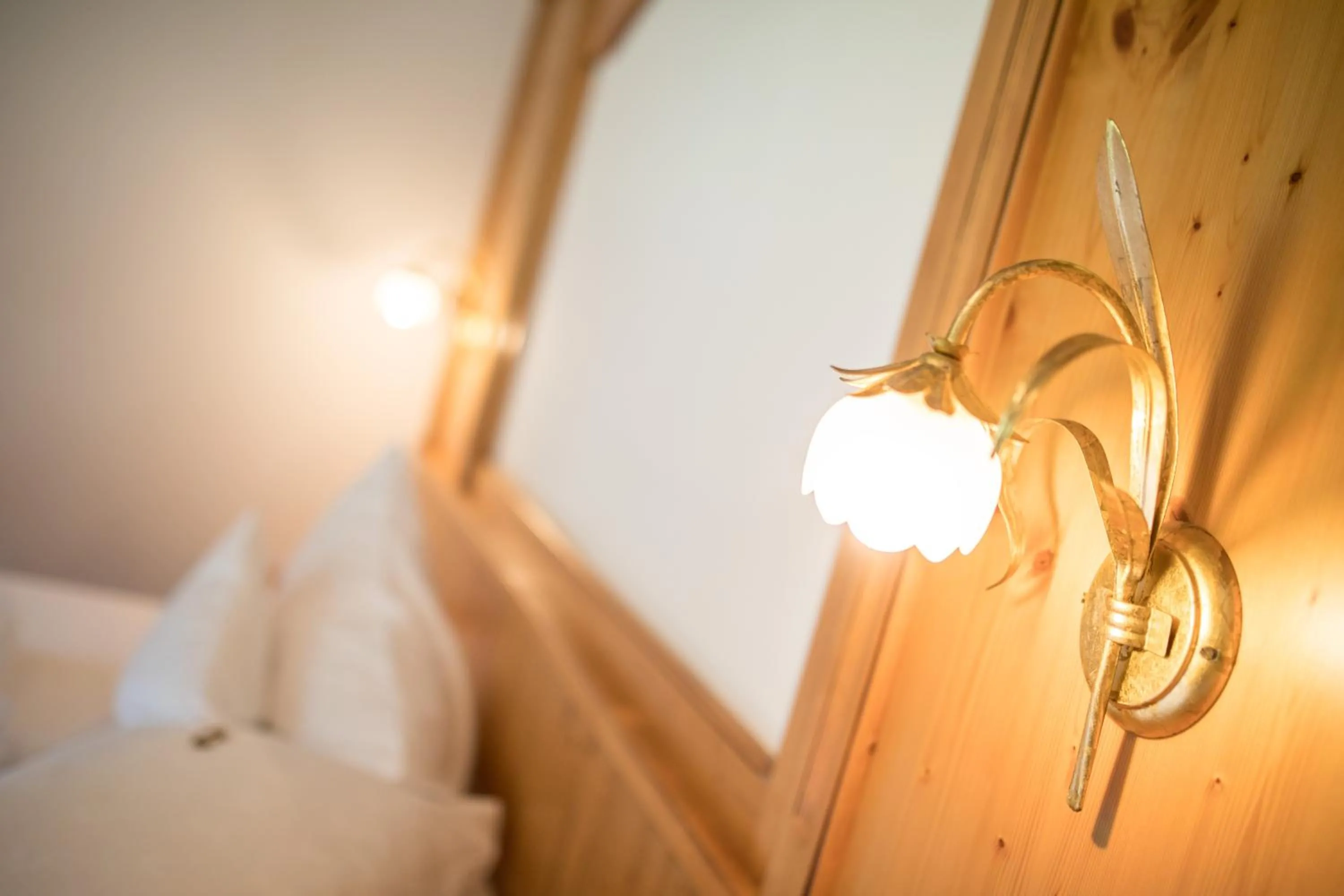 Decorative detail, Bed in Hotel Jager Hans