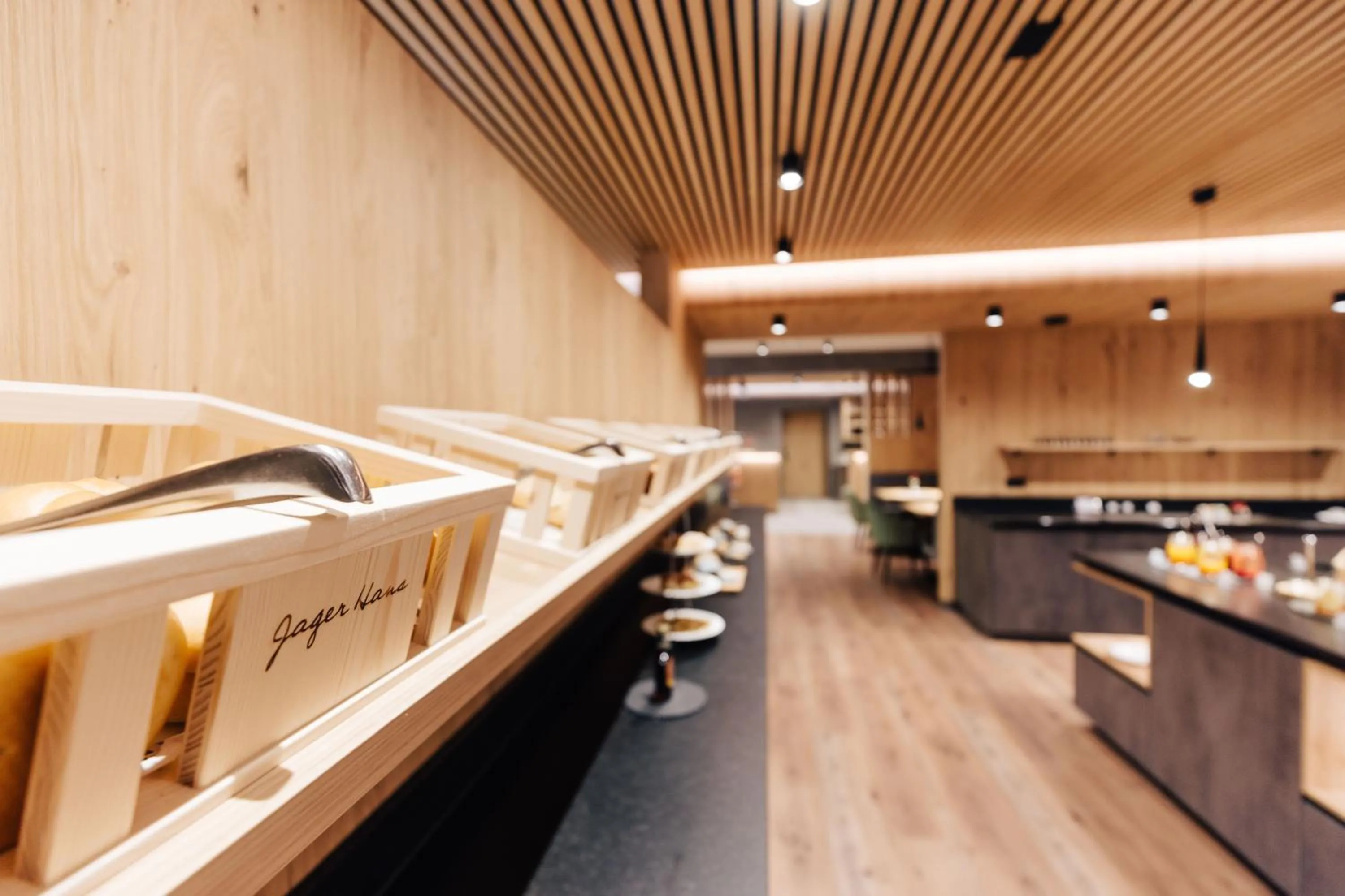 Restaurant/places to eat in Hotel Jager Hans