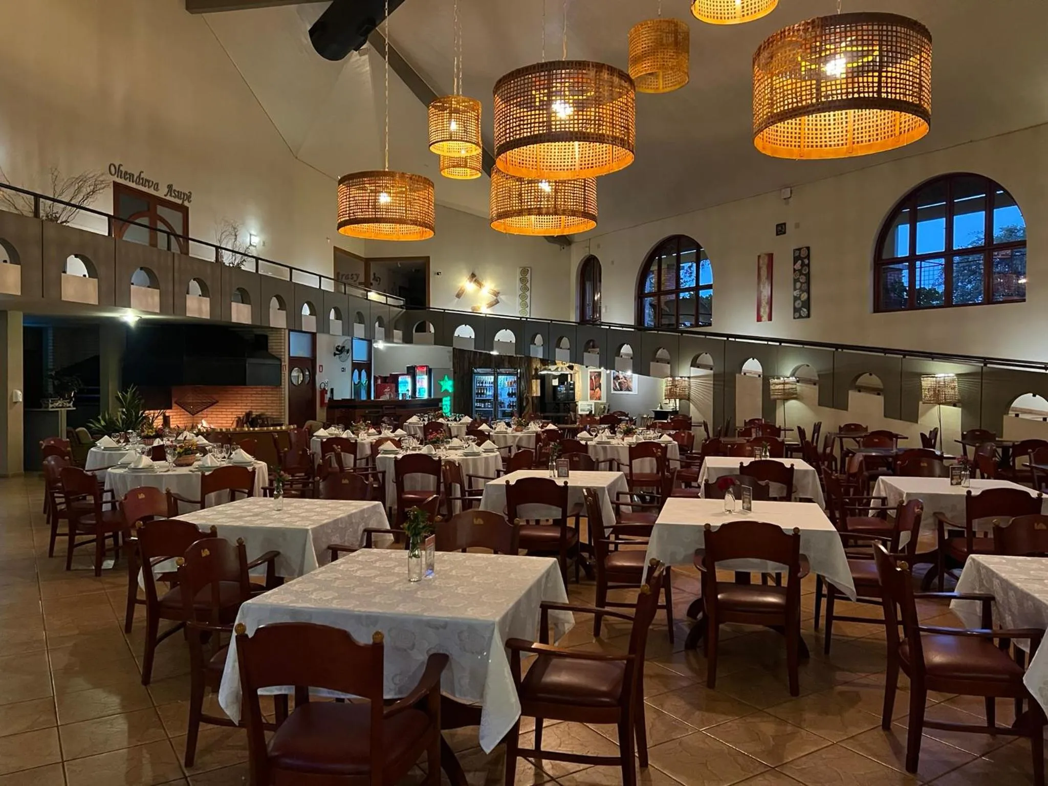 Restaurant/places to eat in Tenondé Park Hotel