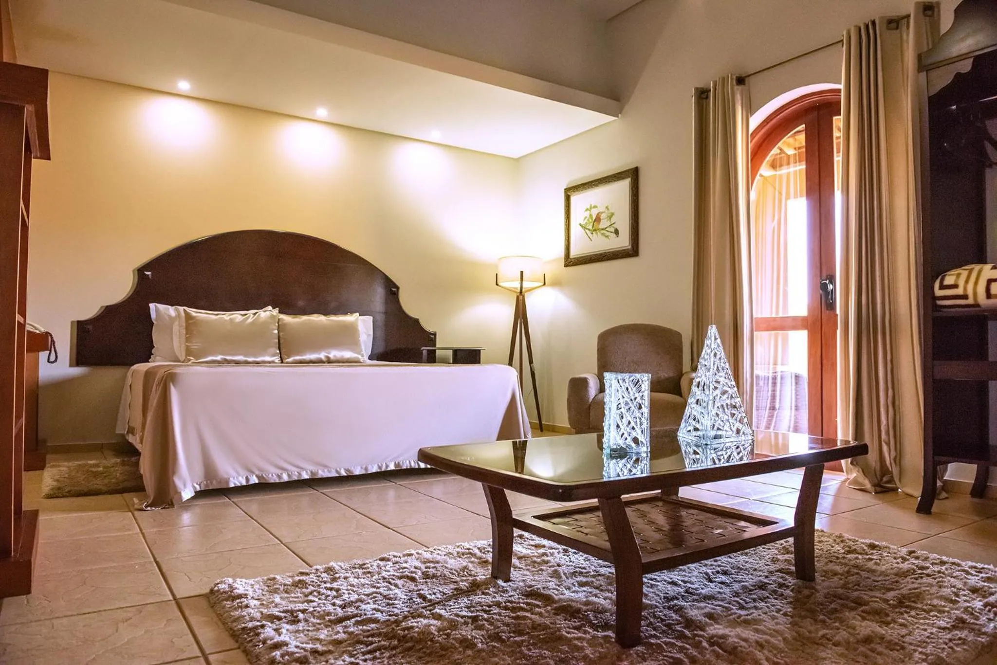 Bed in Tenondé Park Hotel