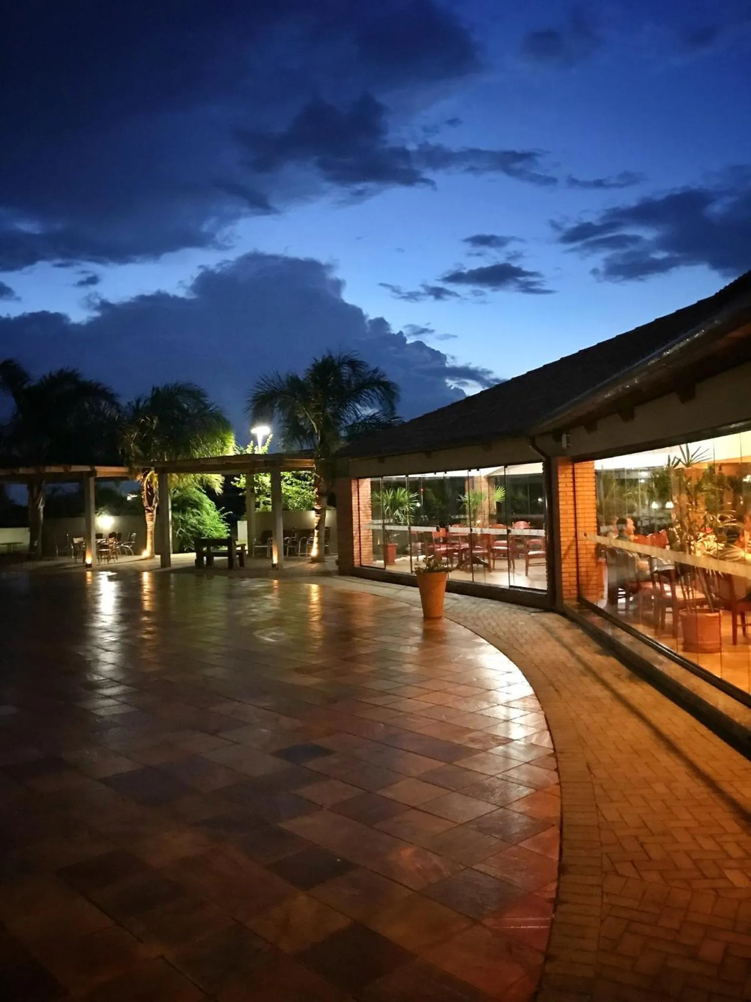 Property building in Tenondé Park Hotel