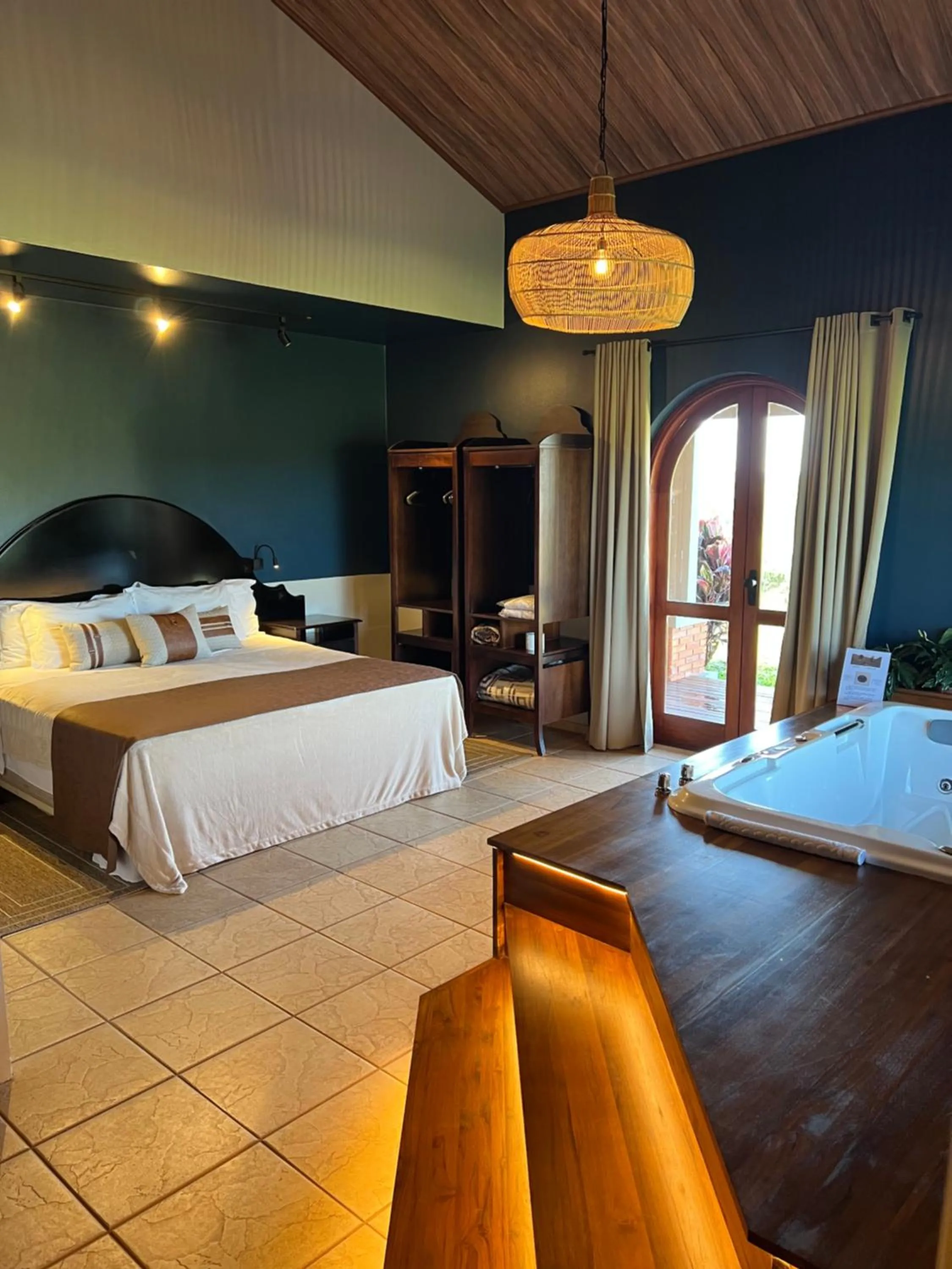 Bedroom, Bed in Tenondé Park Hotel