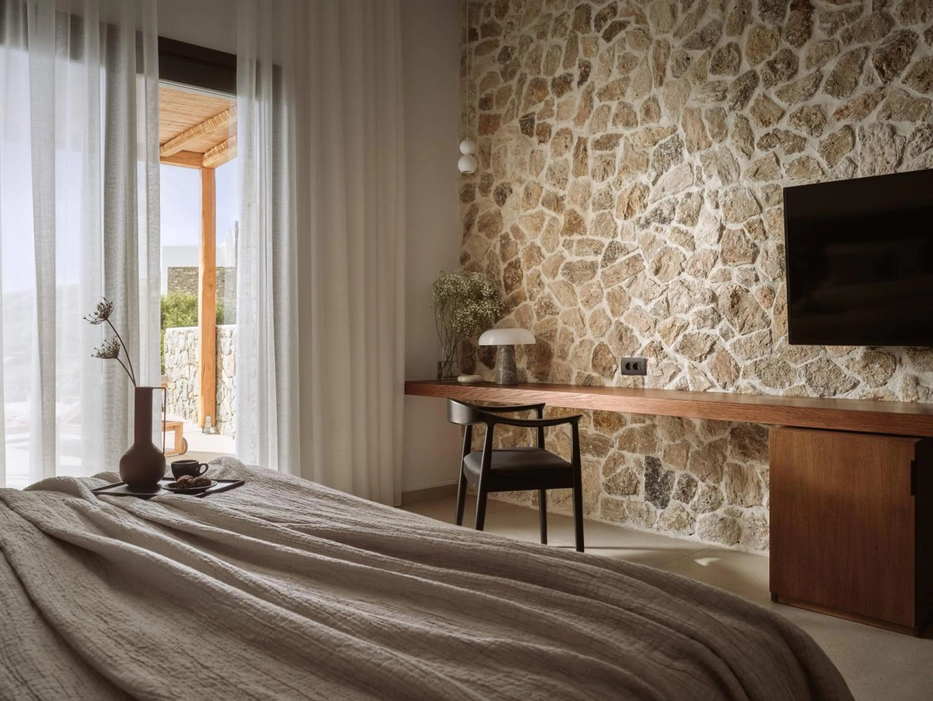 TV and multimedia, Bed in Anemelia Hotel Mykonos