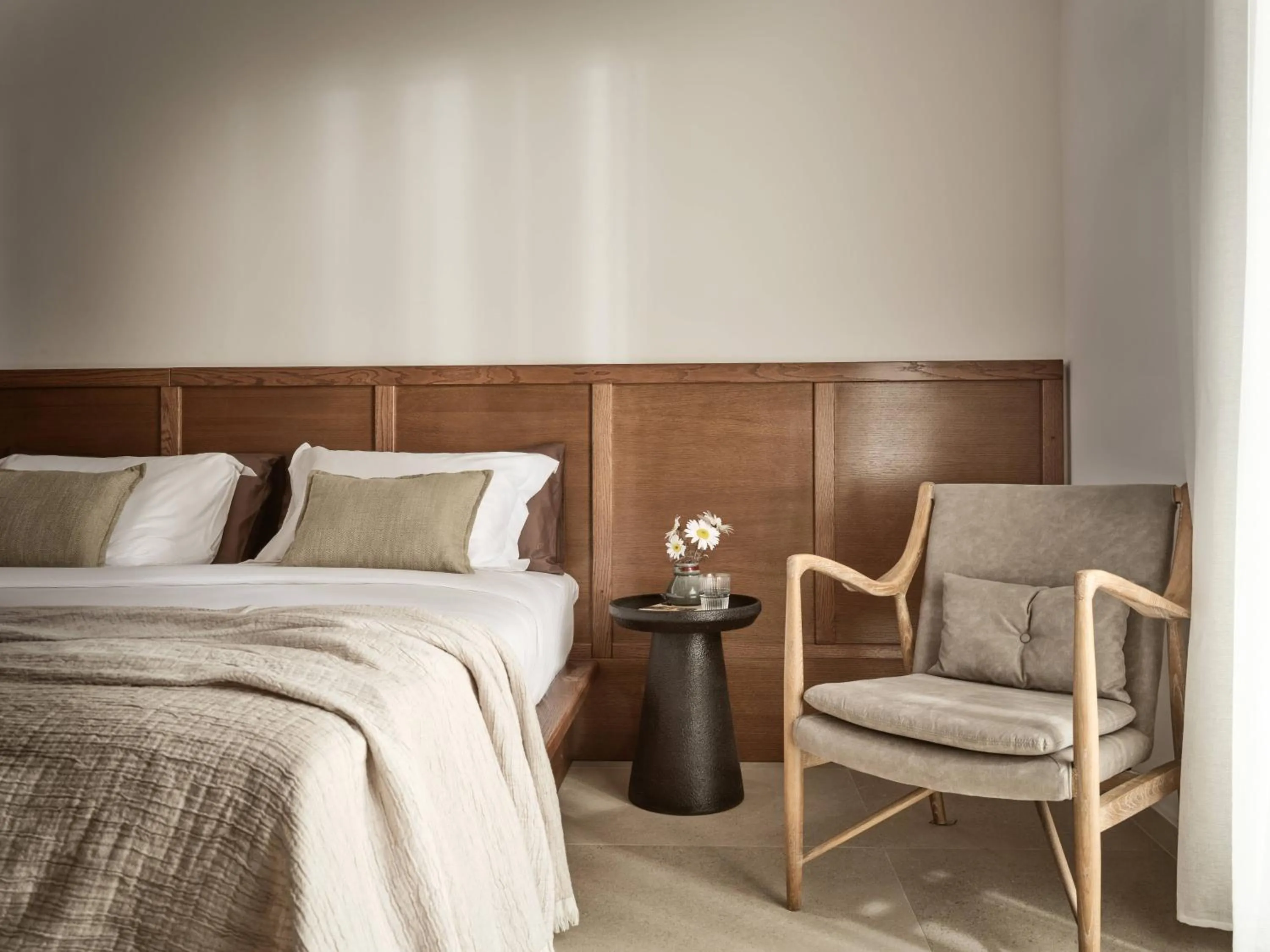 Bed in Anemelia Hotel Mykonos