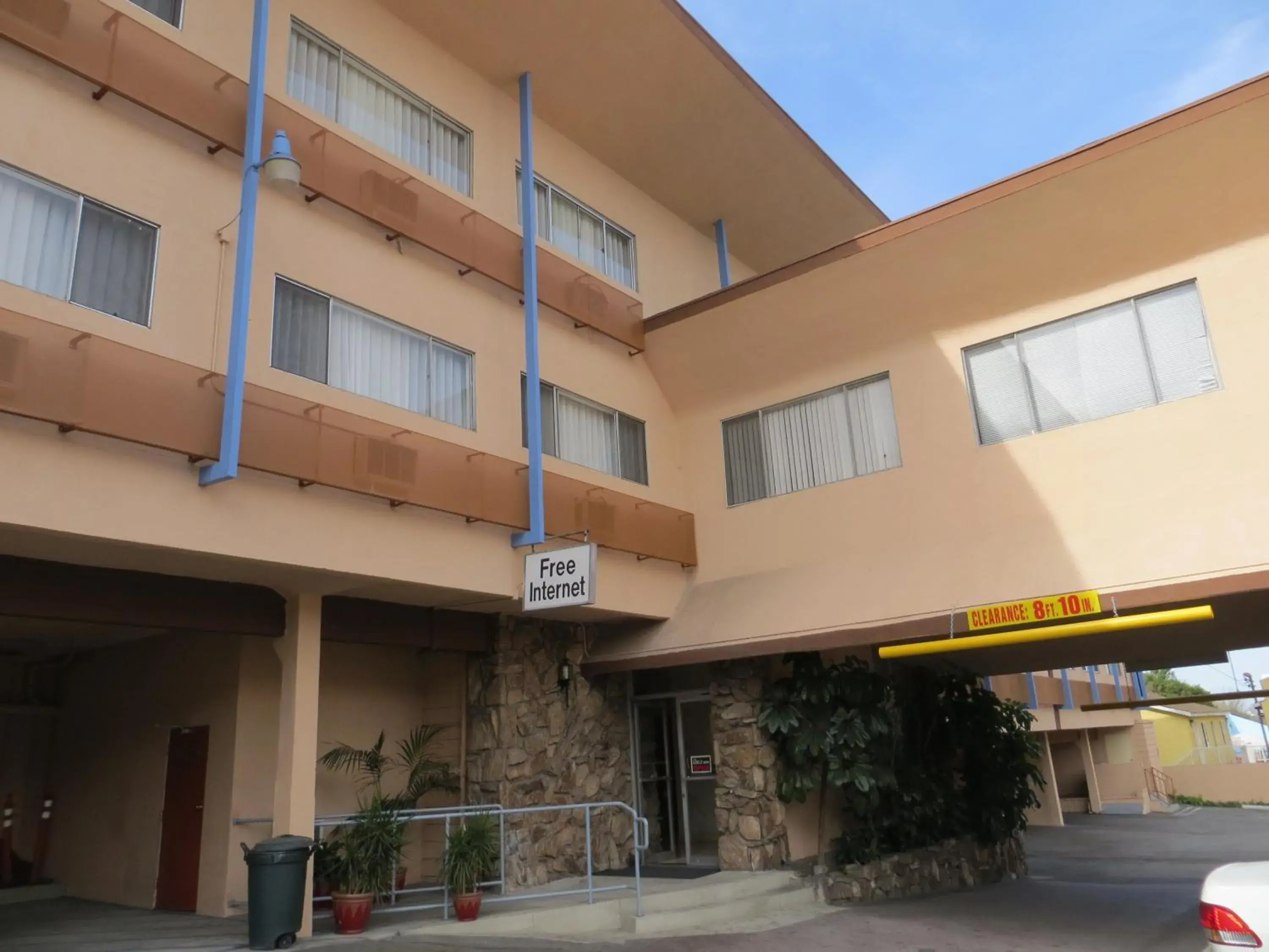 Jet Inn Jet Inn