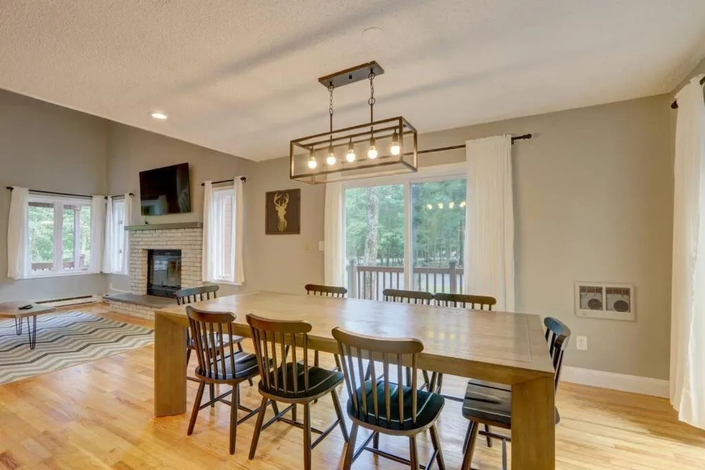 Dining area in Cozy Chalet Game Rm and Fireplace