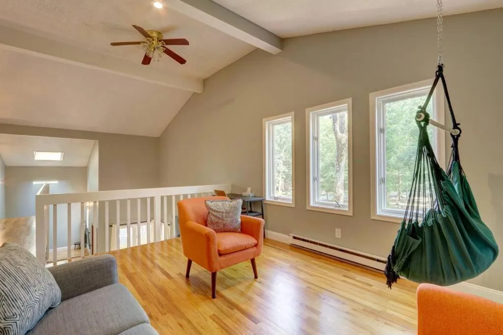 Living room in Cozy Chalet Game Rm and Fireplace