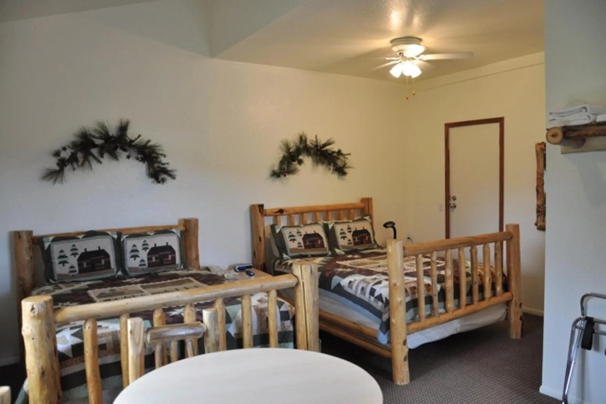 Bedroom in Bryce Country Cabins