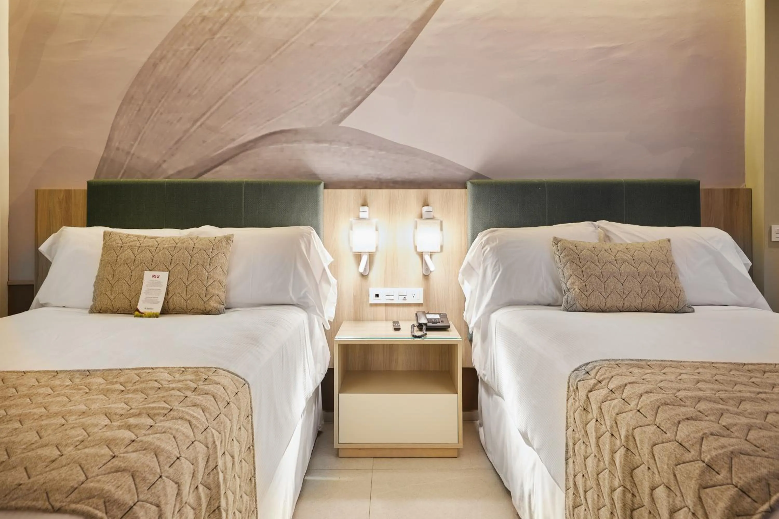 Bed in Riu Palace Macao - Adults Only - All Inclusive