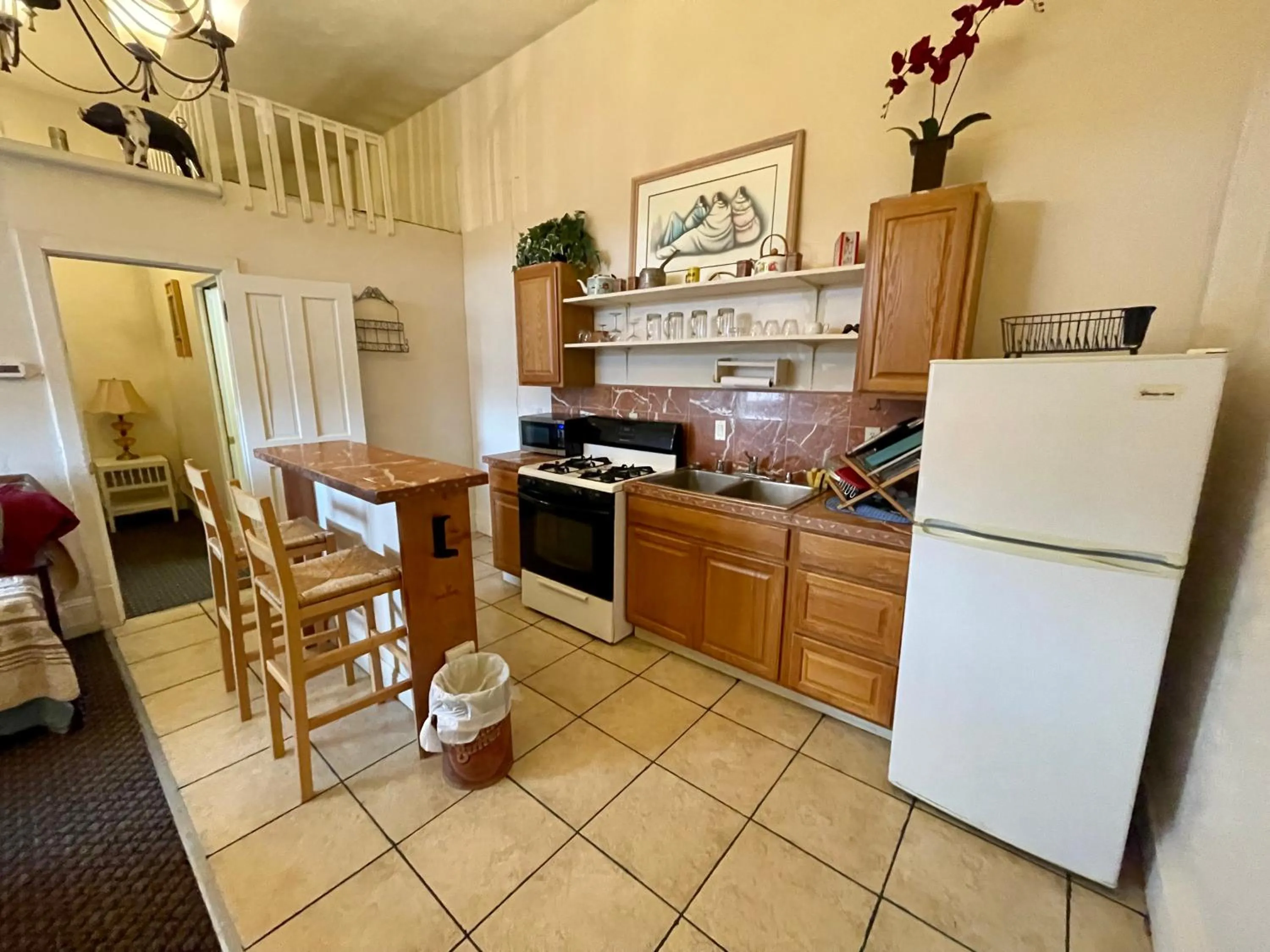 Kitchen or kitchenette in Steam Train Hotel