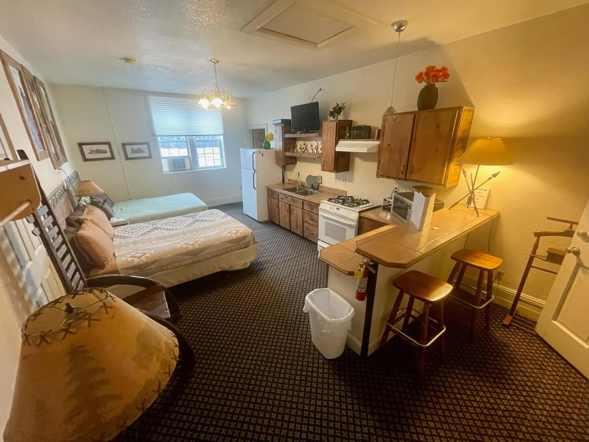 Kitchen or kitchenette, Bed in Steam Train Hotel