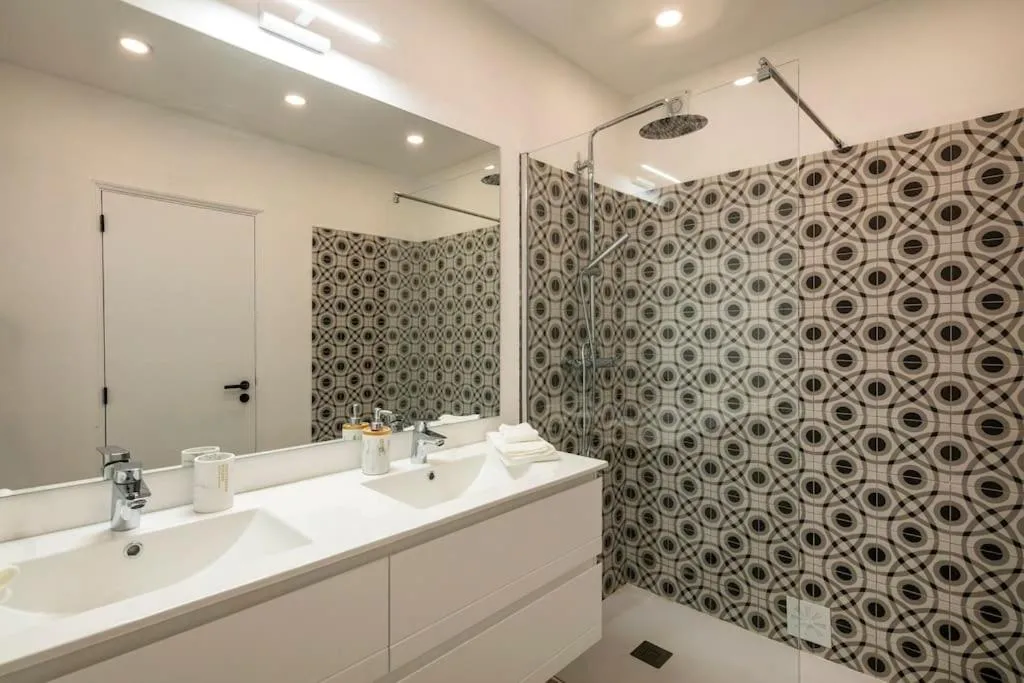 Shower in Casa Farol in Carvoeiro Centre