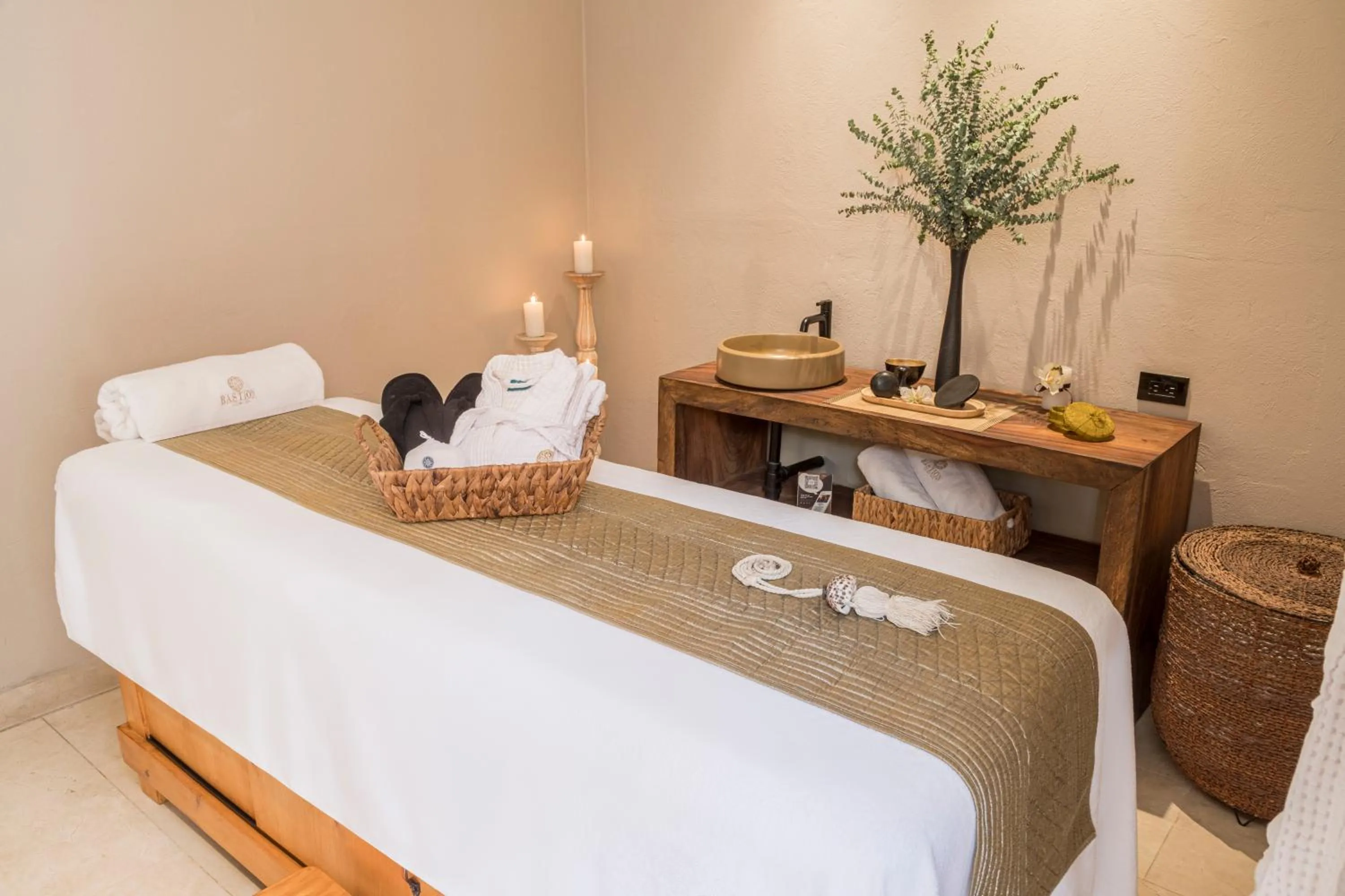 Massage, Bed in Bastión Luxury Hotel