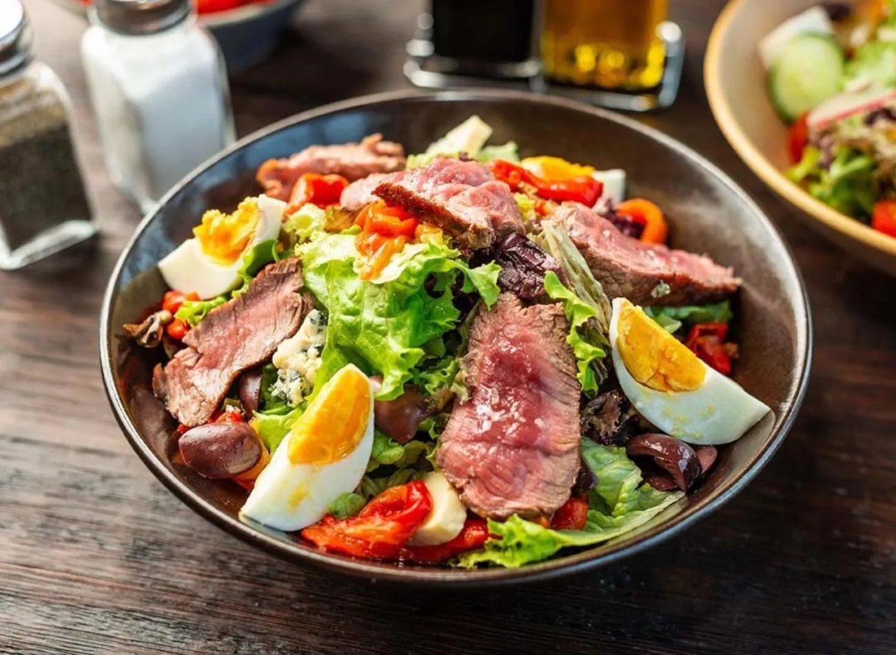 Restaurant/places to eat in Bastión Luxury Hotel