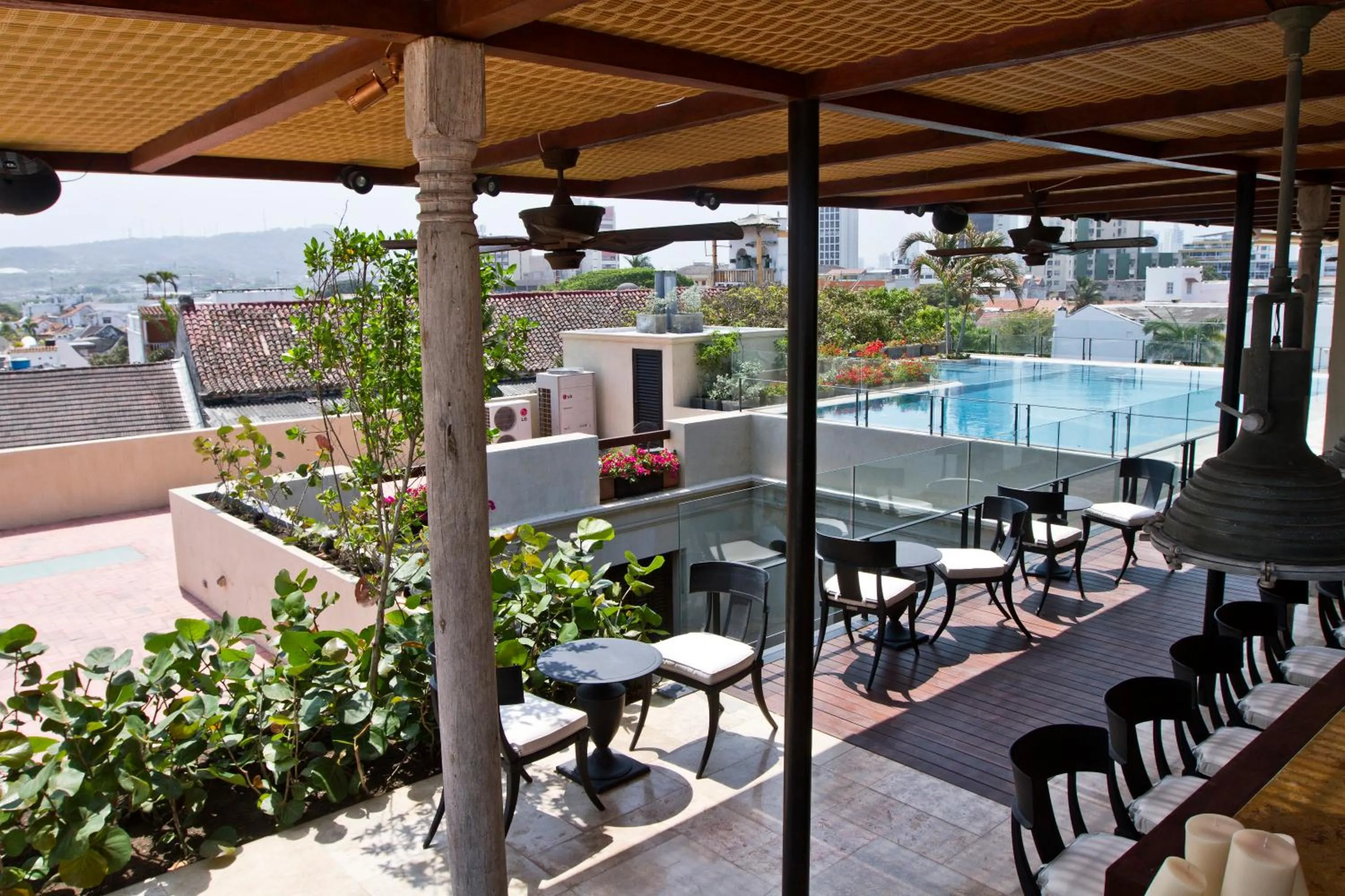 Lounge or bar in Bastión Luxury Hotel