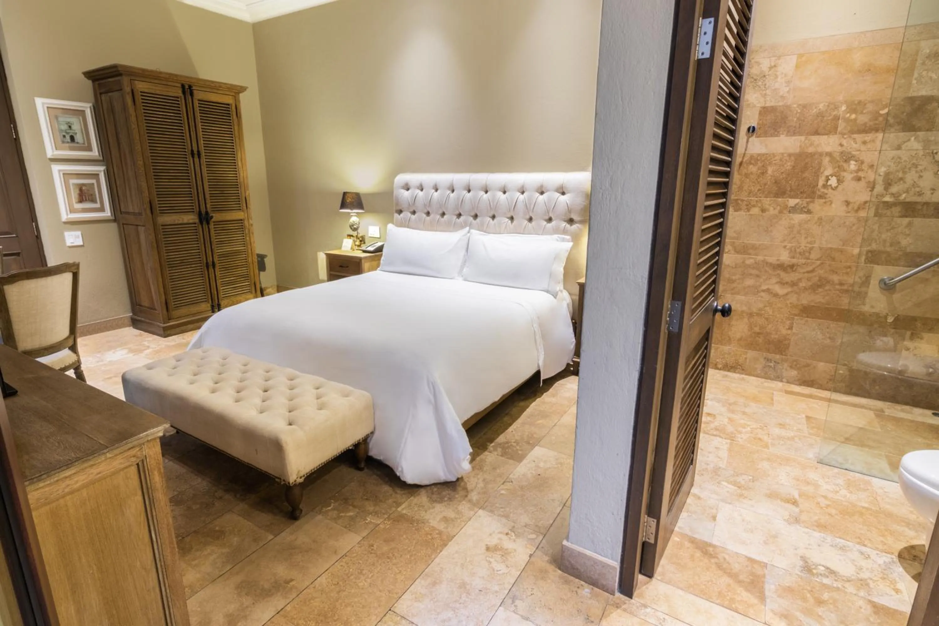 Bed in Bastión Luxury Hotel