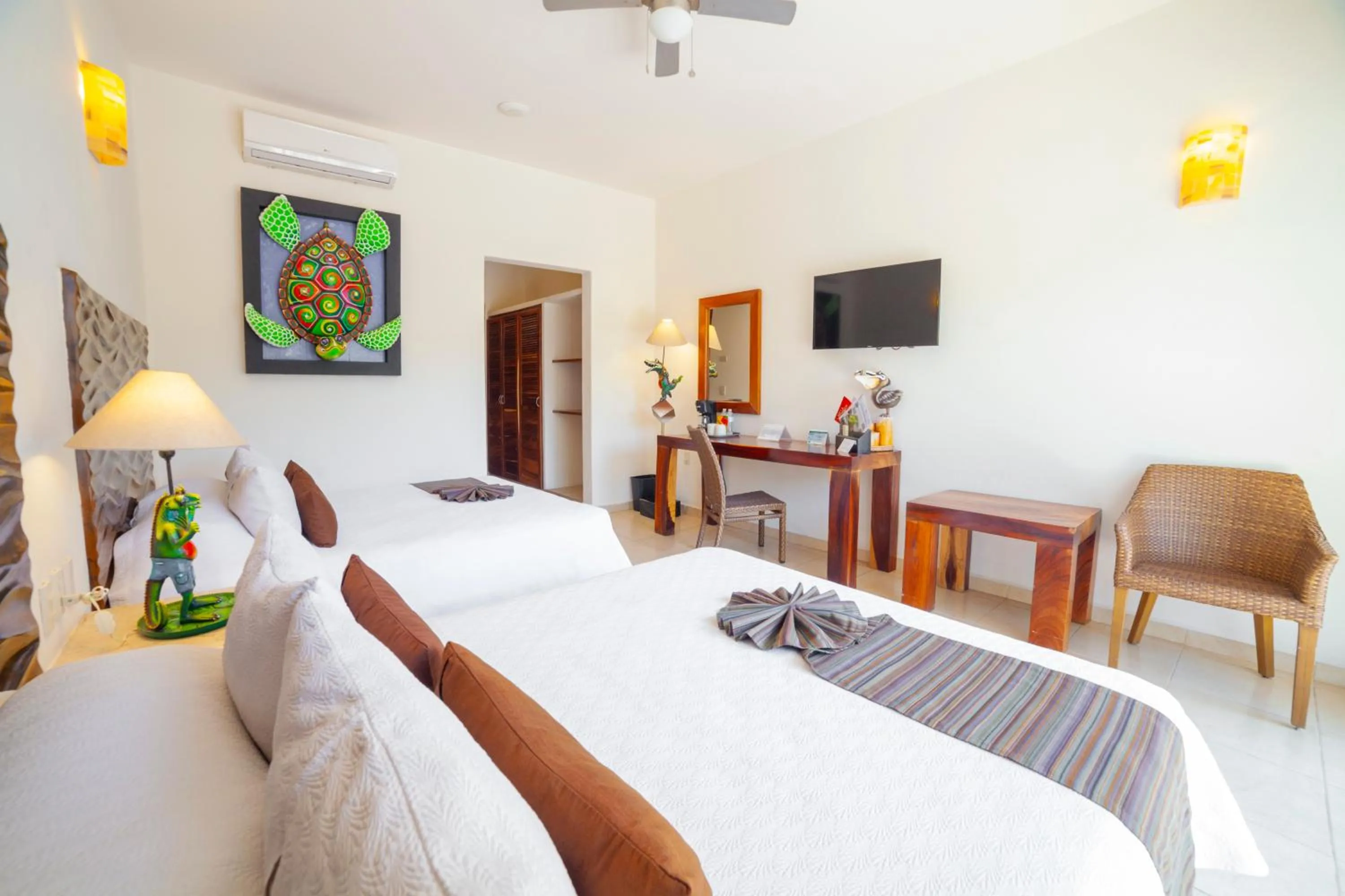 TV and multimedia, Bed in Quinta Bella Huatulco