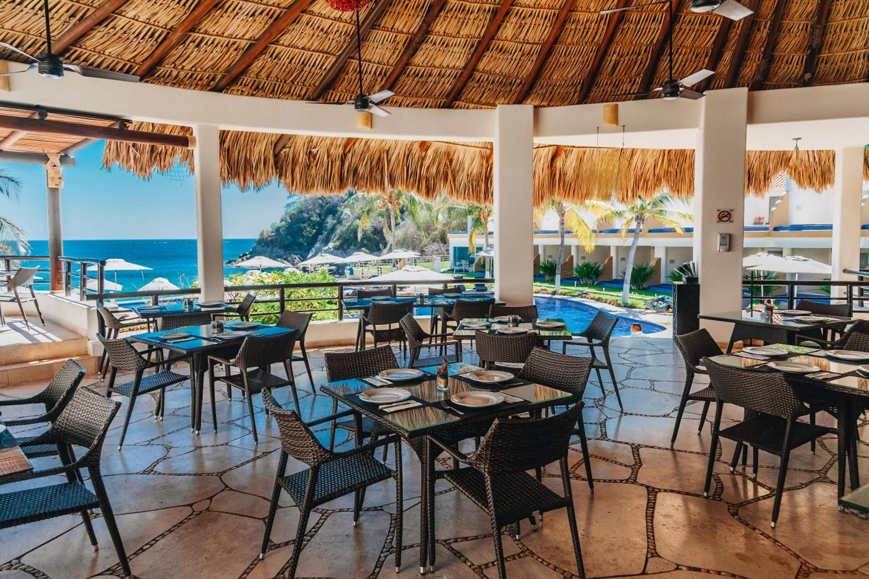 Restaurant/places to eat in Quinta Bella Huatulco