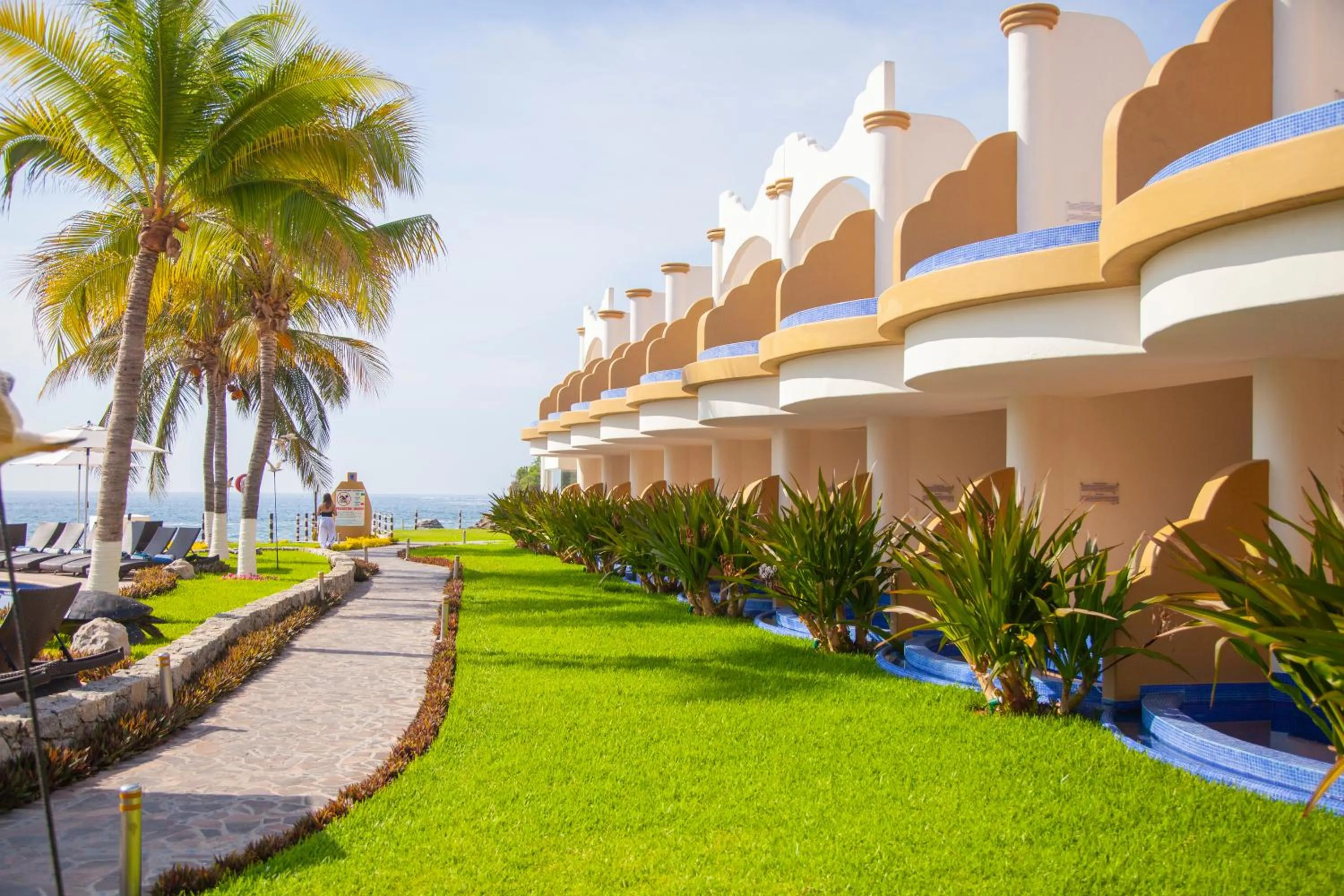 Swimming pool in Quinta Bella Huatulco