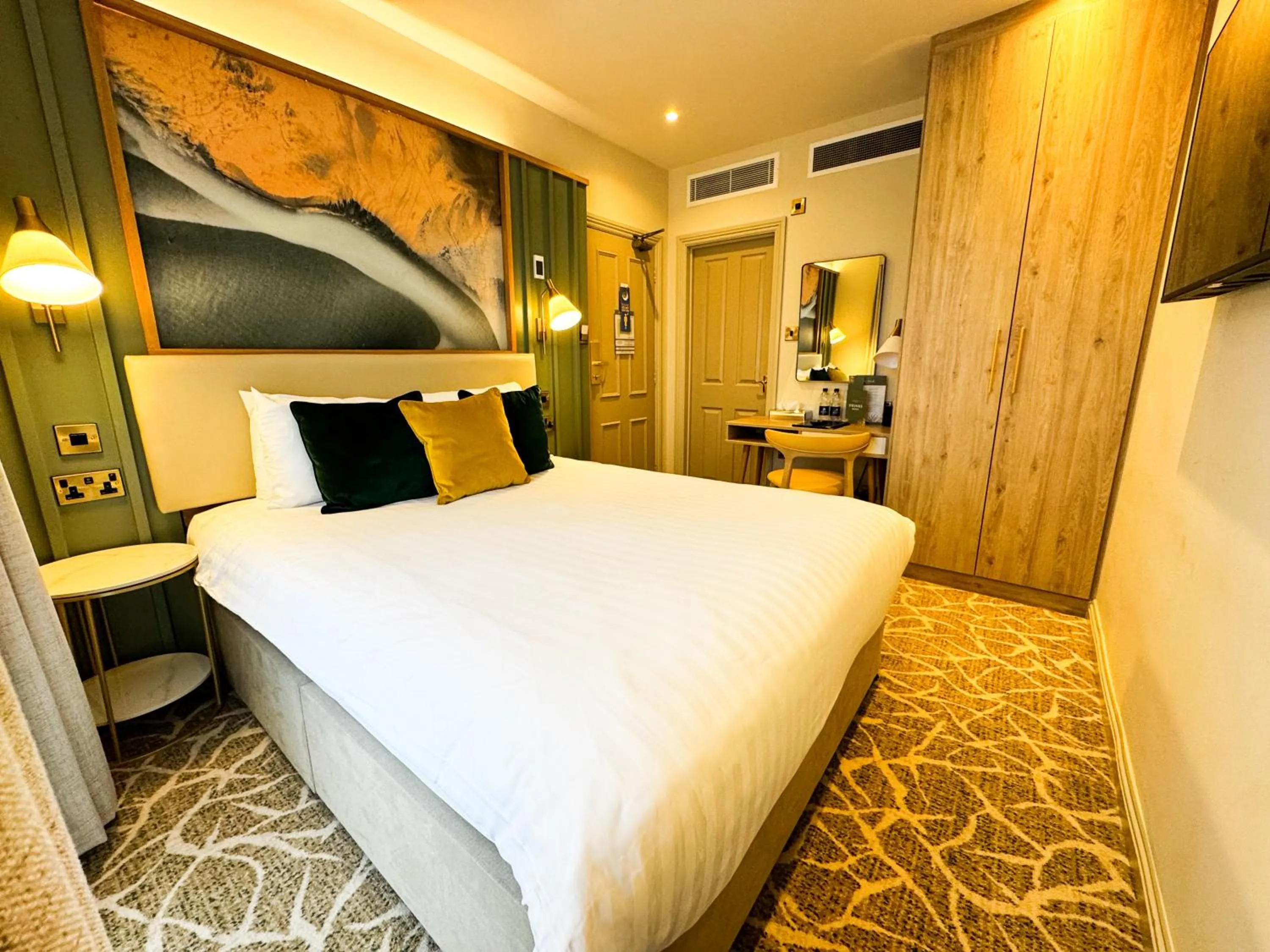 Bed in The Hermitage Hotel - OCEANA COLLECTION