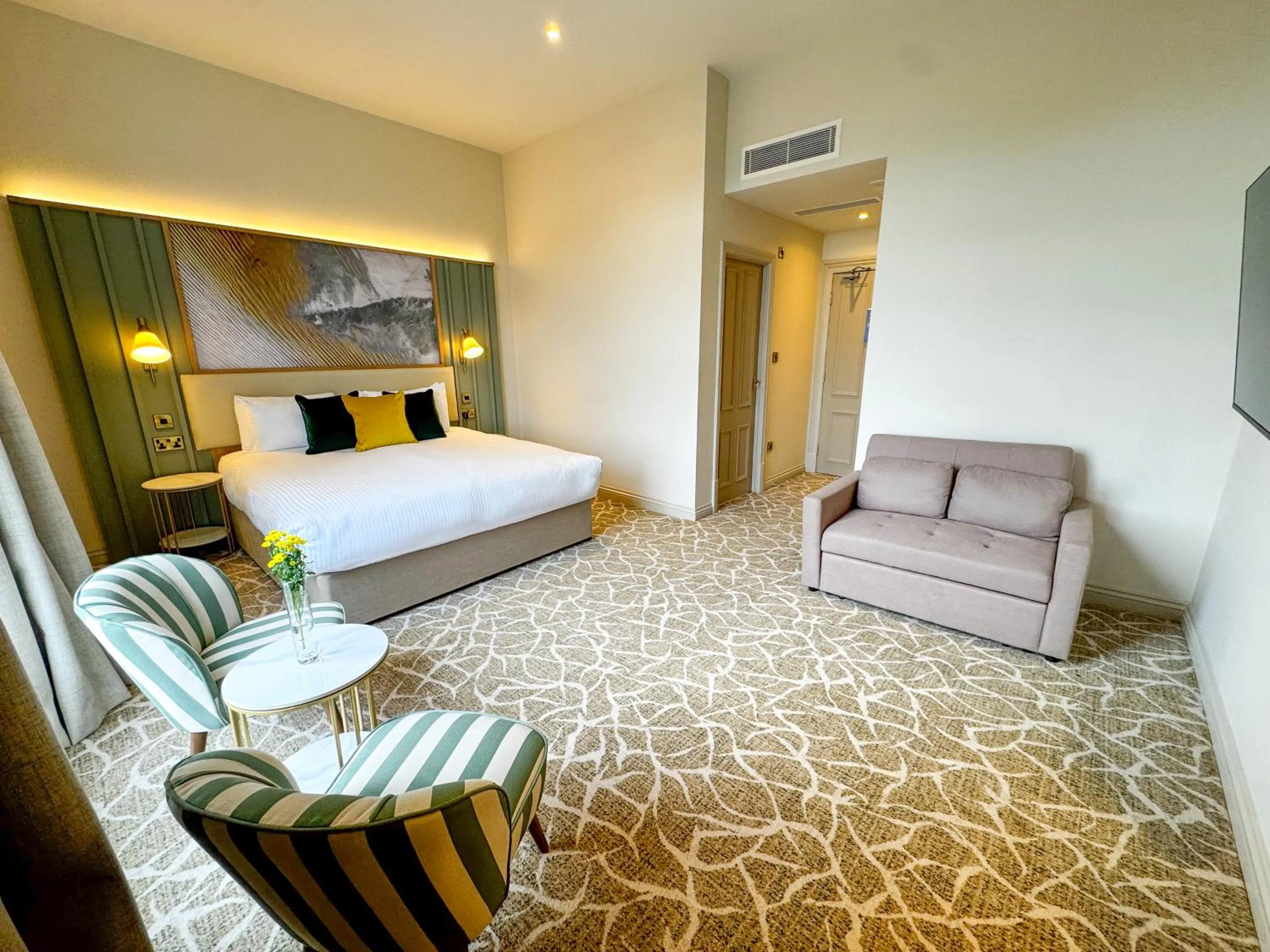 Bed in The Hermitage Hotel - OCEANA COLLECTION