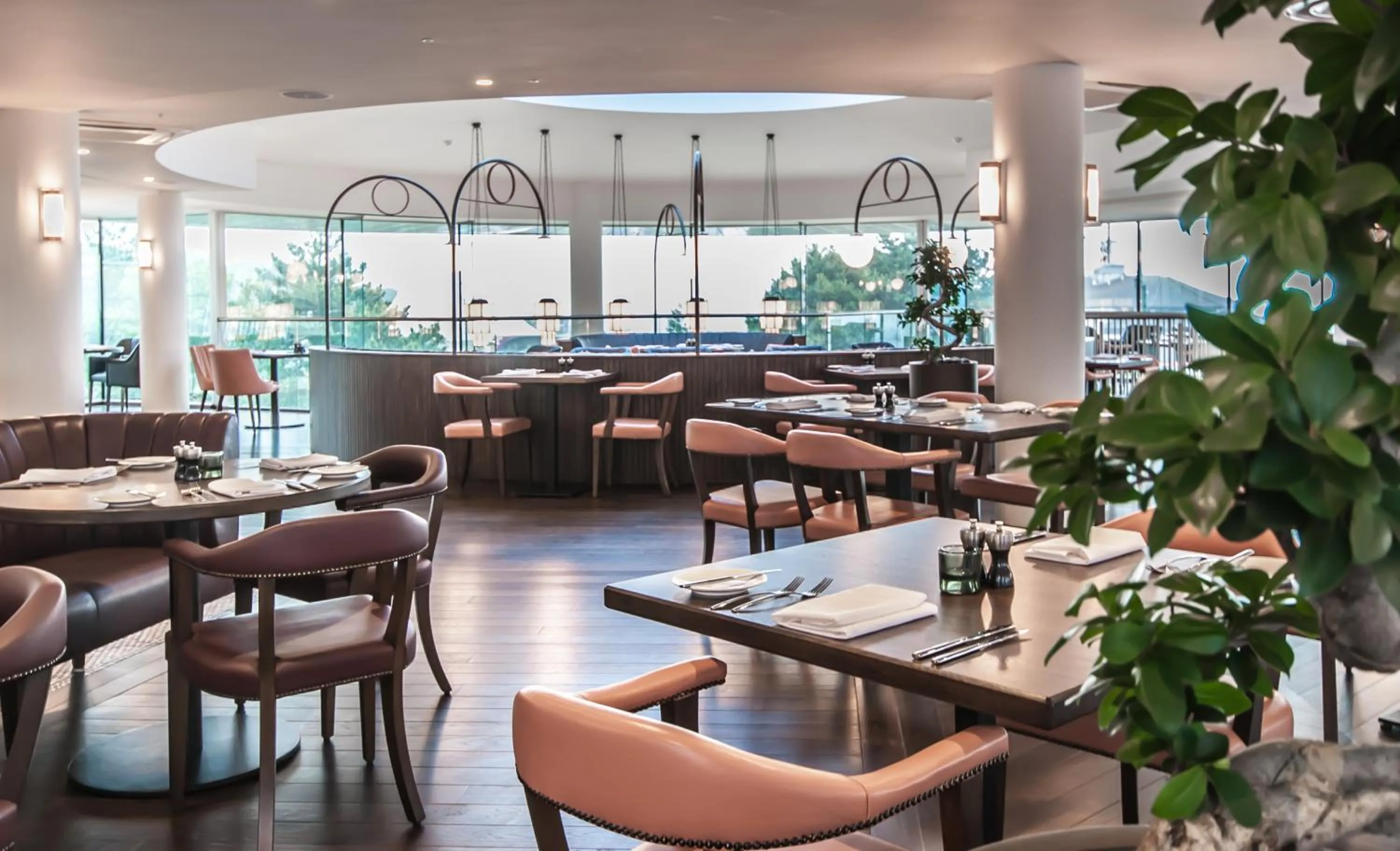 Restaurant/places to eat in The Hermitage Hotel - OCEANA COLLECTION