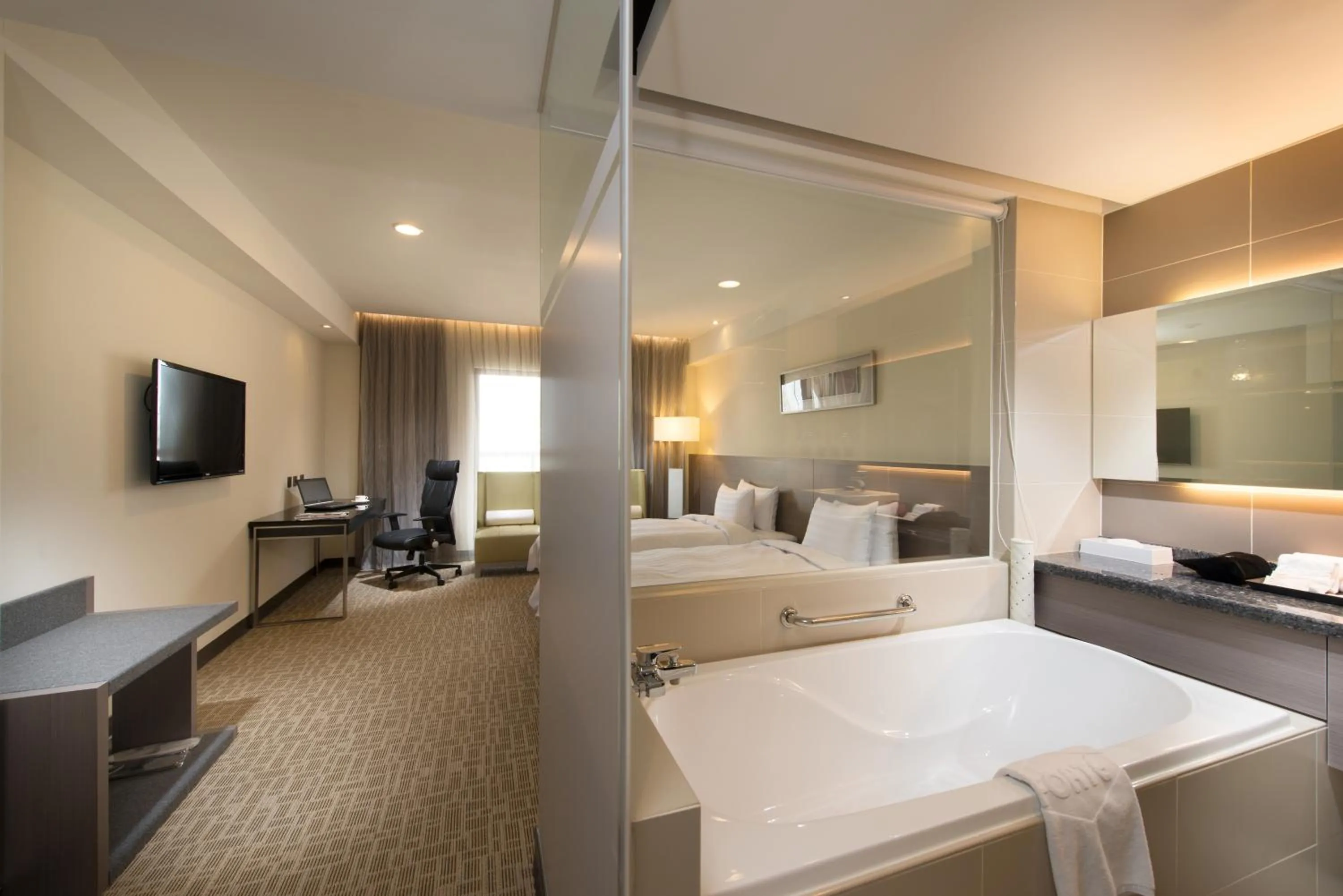 Photo of the whole room, Bed in Forte Hotel Changhua