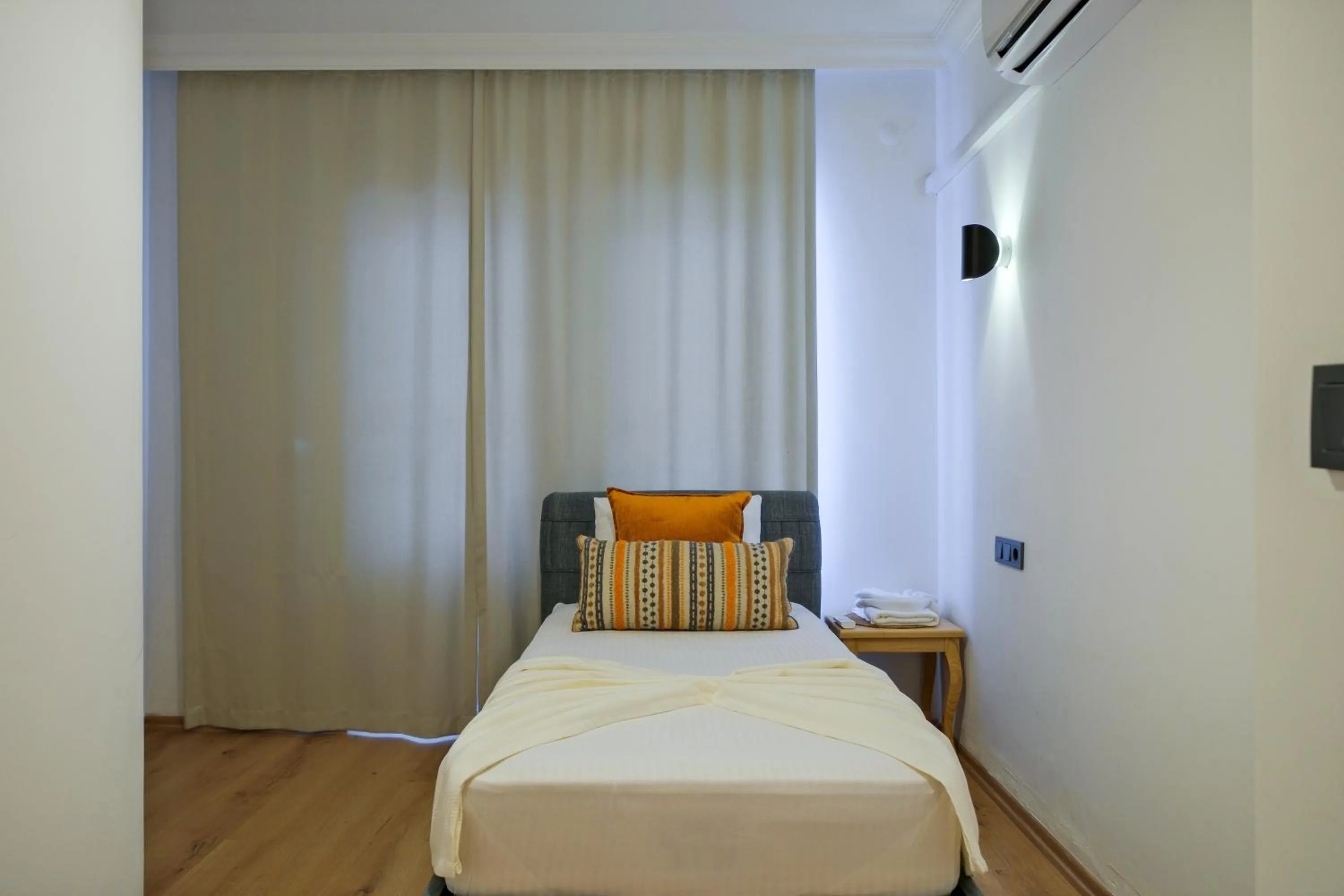 Bedroom, Bed in Körfez Residence