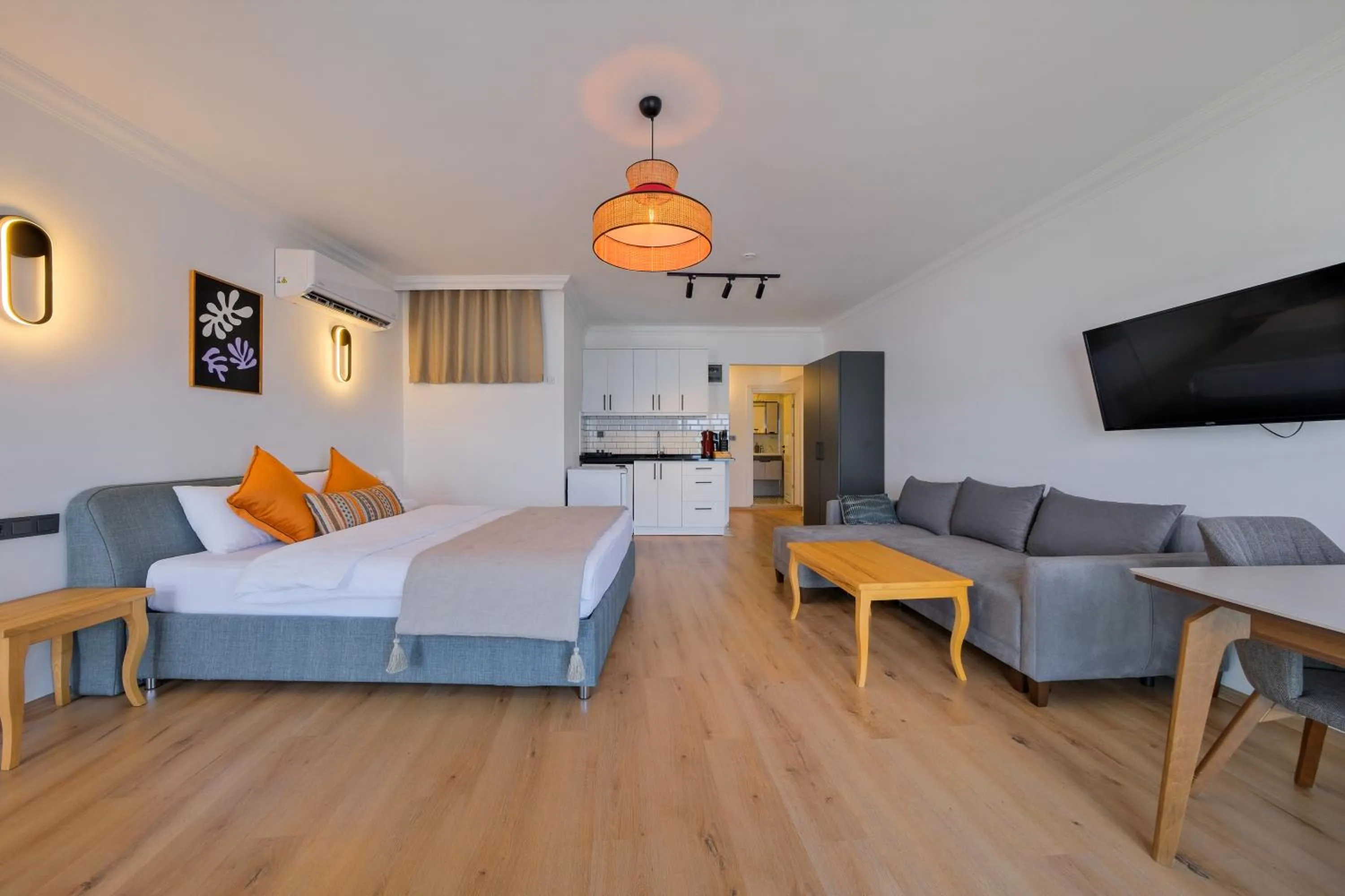 Photo of the whole room, Bed in Körfez Residence