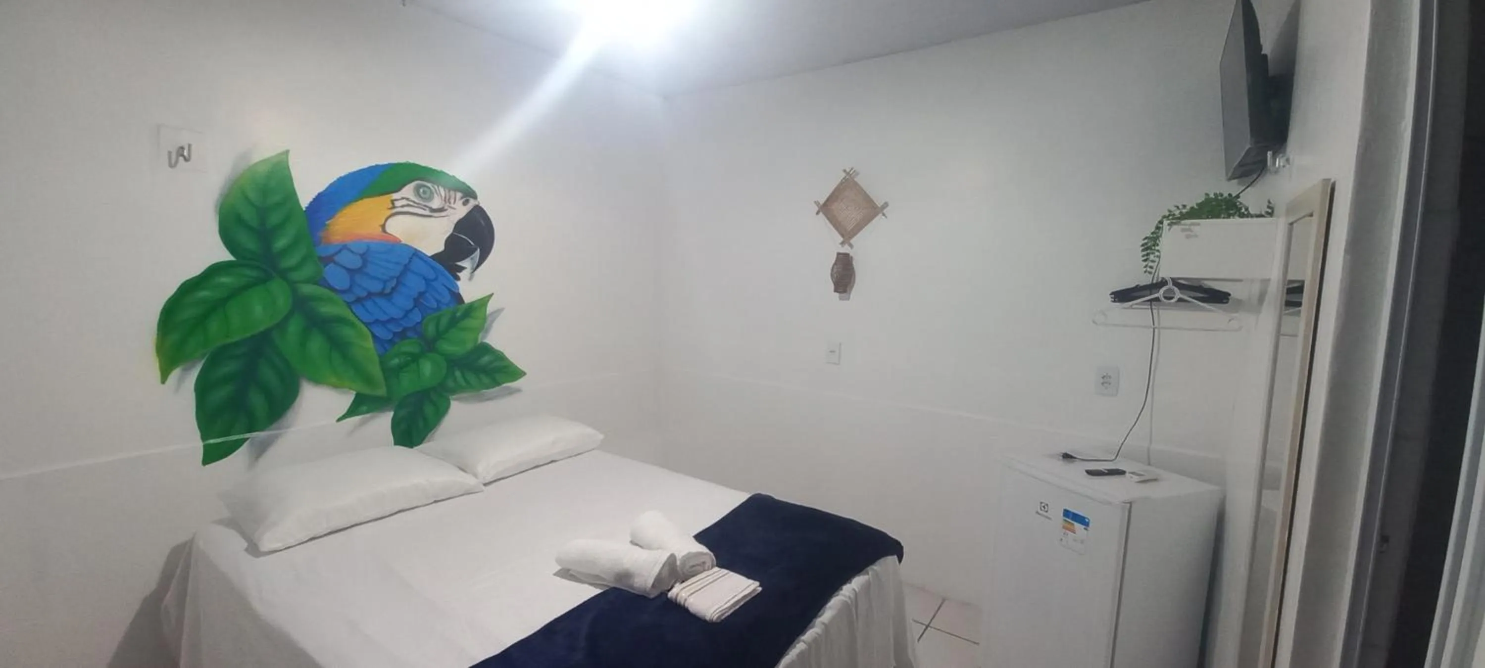 TV and multimedia in Pousada Angatu alter