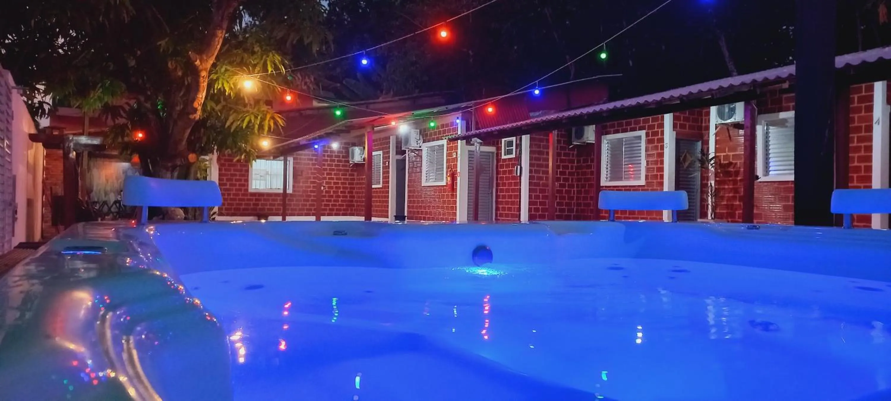 Hot Tub in Pousada Angatu alter