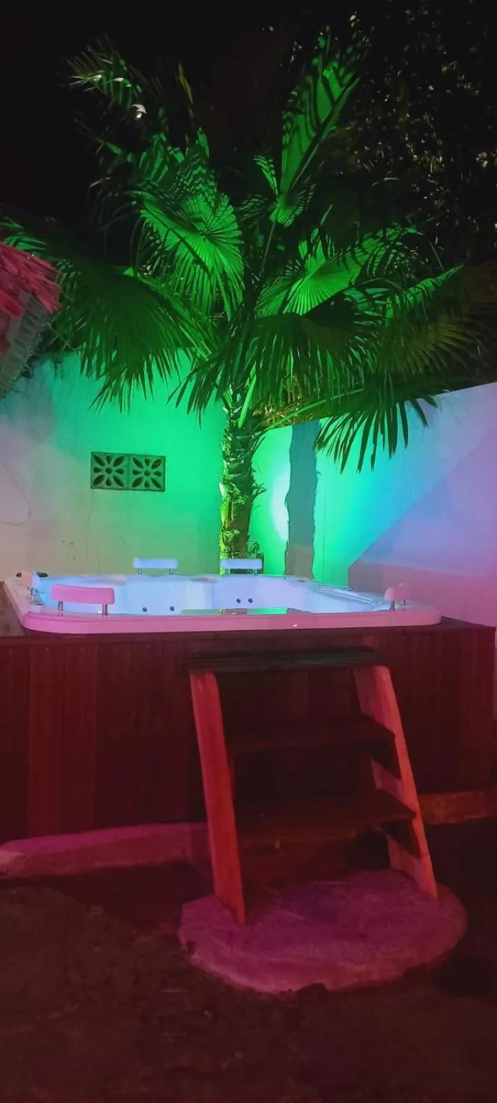 Swimming pool in Pousada Angatu alter