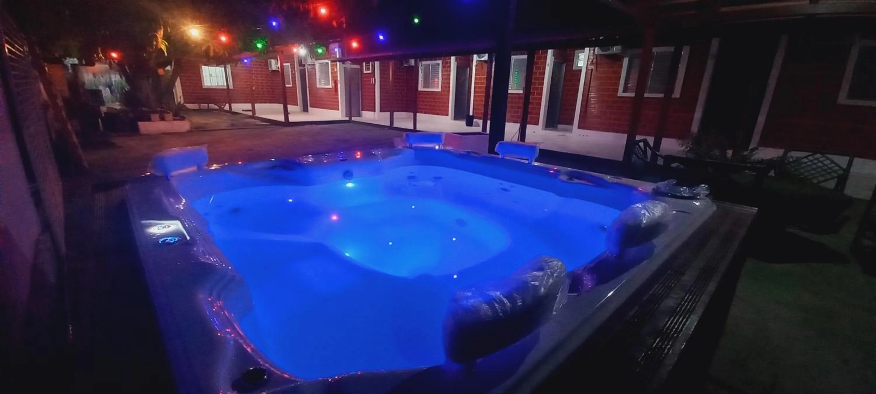 Hot Tub in Pousada Angatu alter