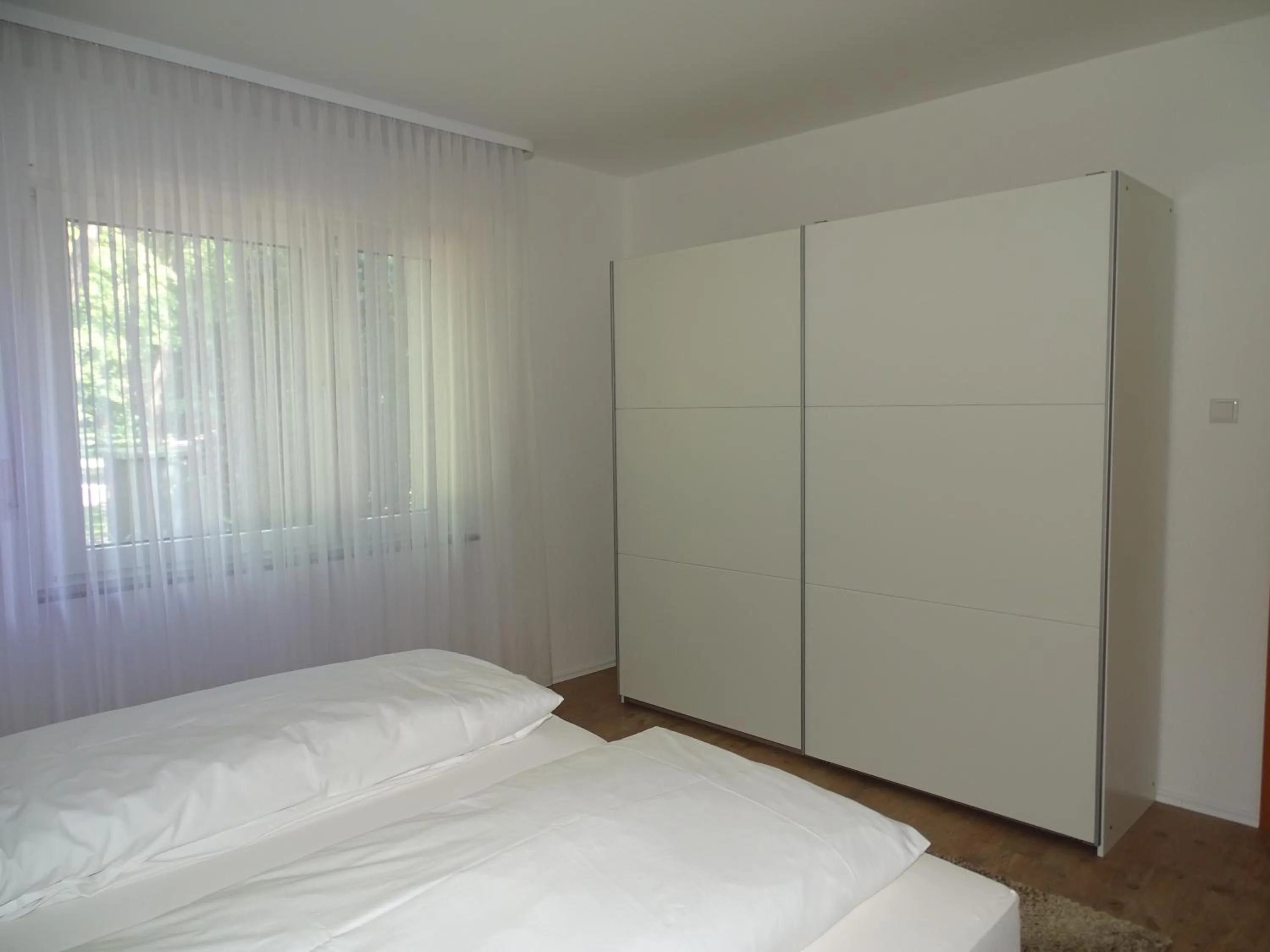 Photo of the whole room, Bed in Flair Hotel zur Therme