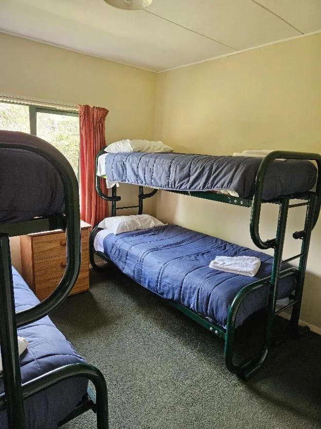 Bed in Kiwi Park Motels