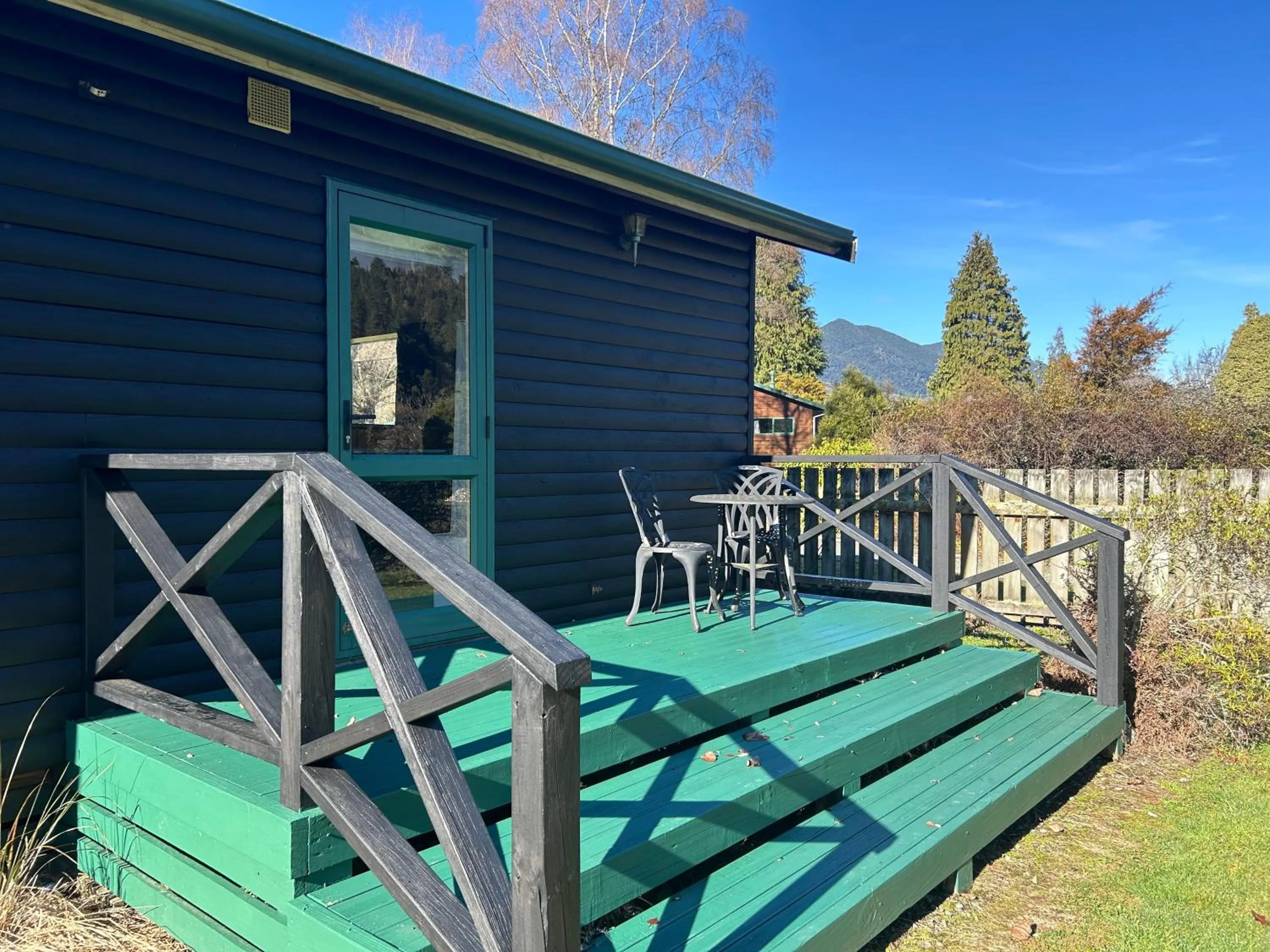 Patio in Kiwi Park Motels