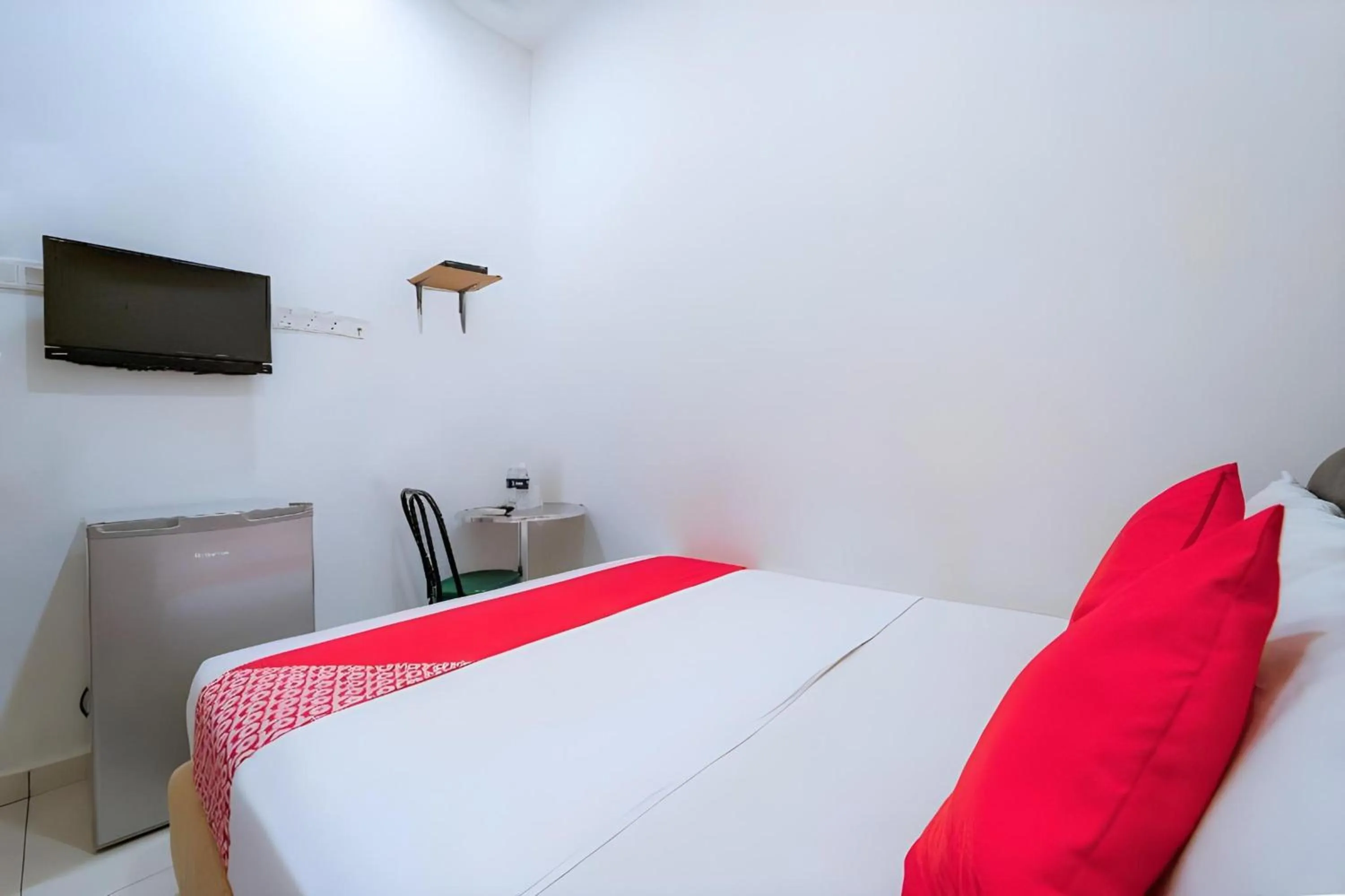 Photo of the whole room, Bed in Hotel O My Budget Home