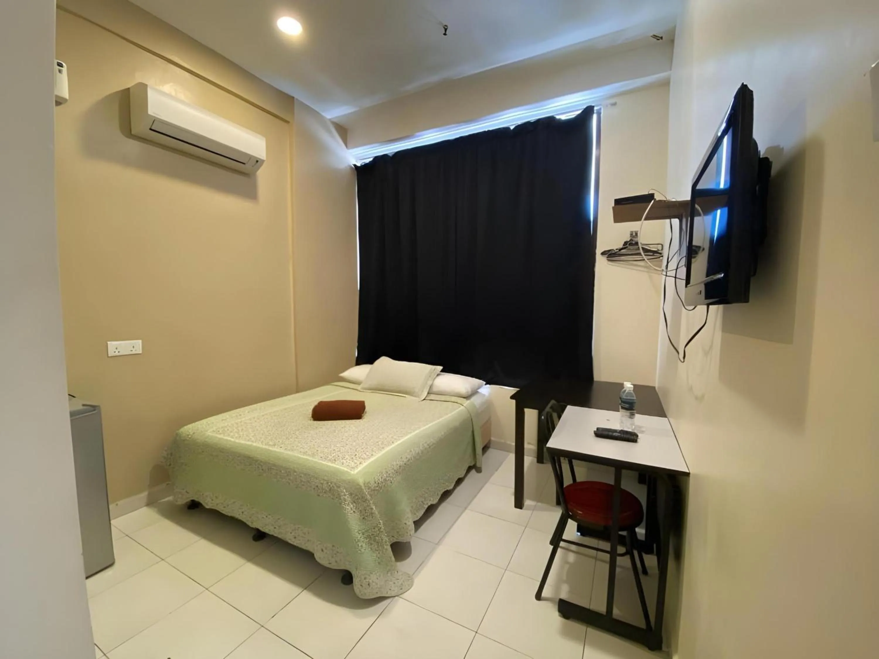 Photo of the whole room, Bed in Hotel O My Budget Home