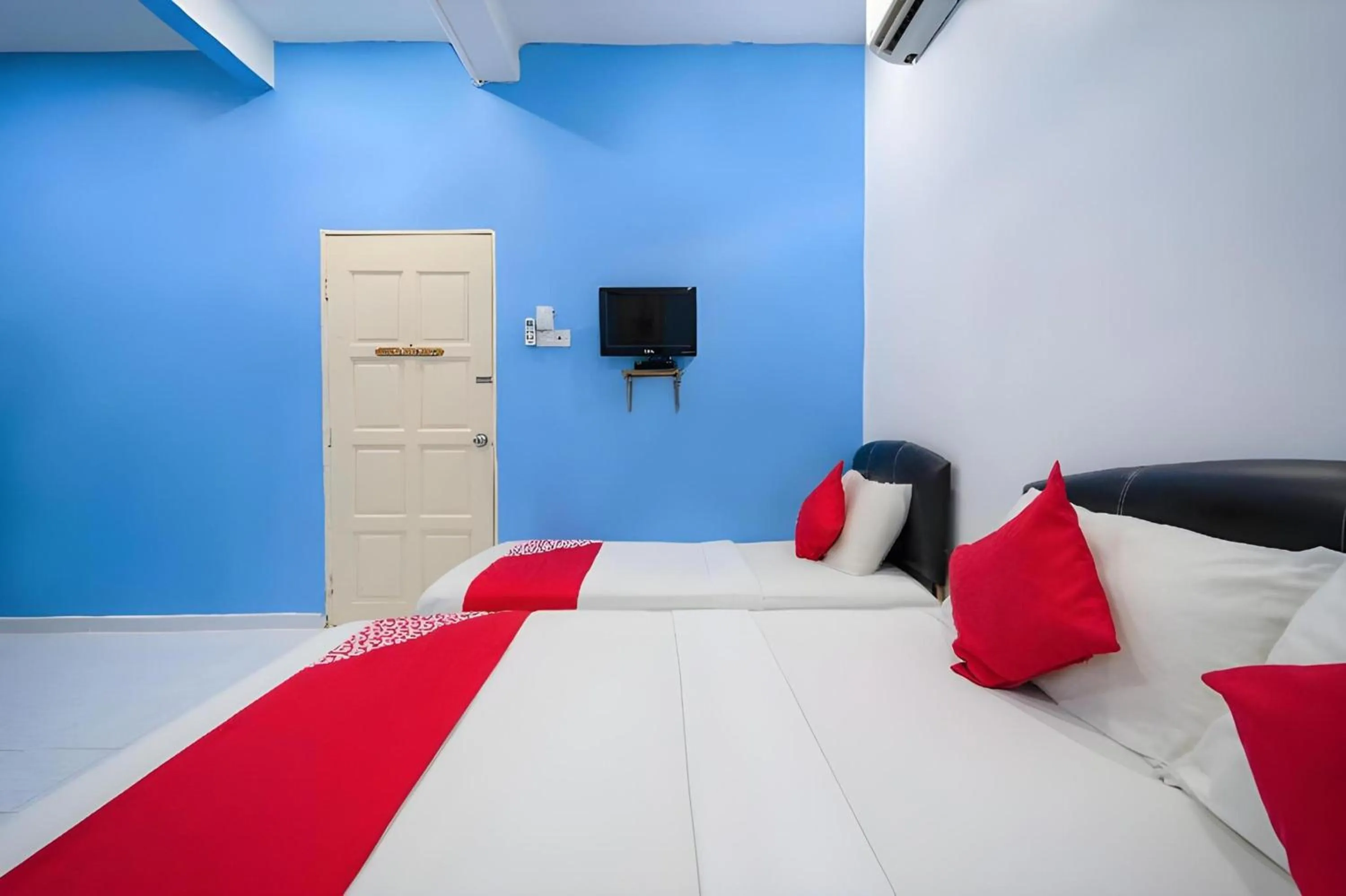 Photo of the whole room, Bed in Hotel O My Budget Home