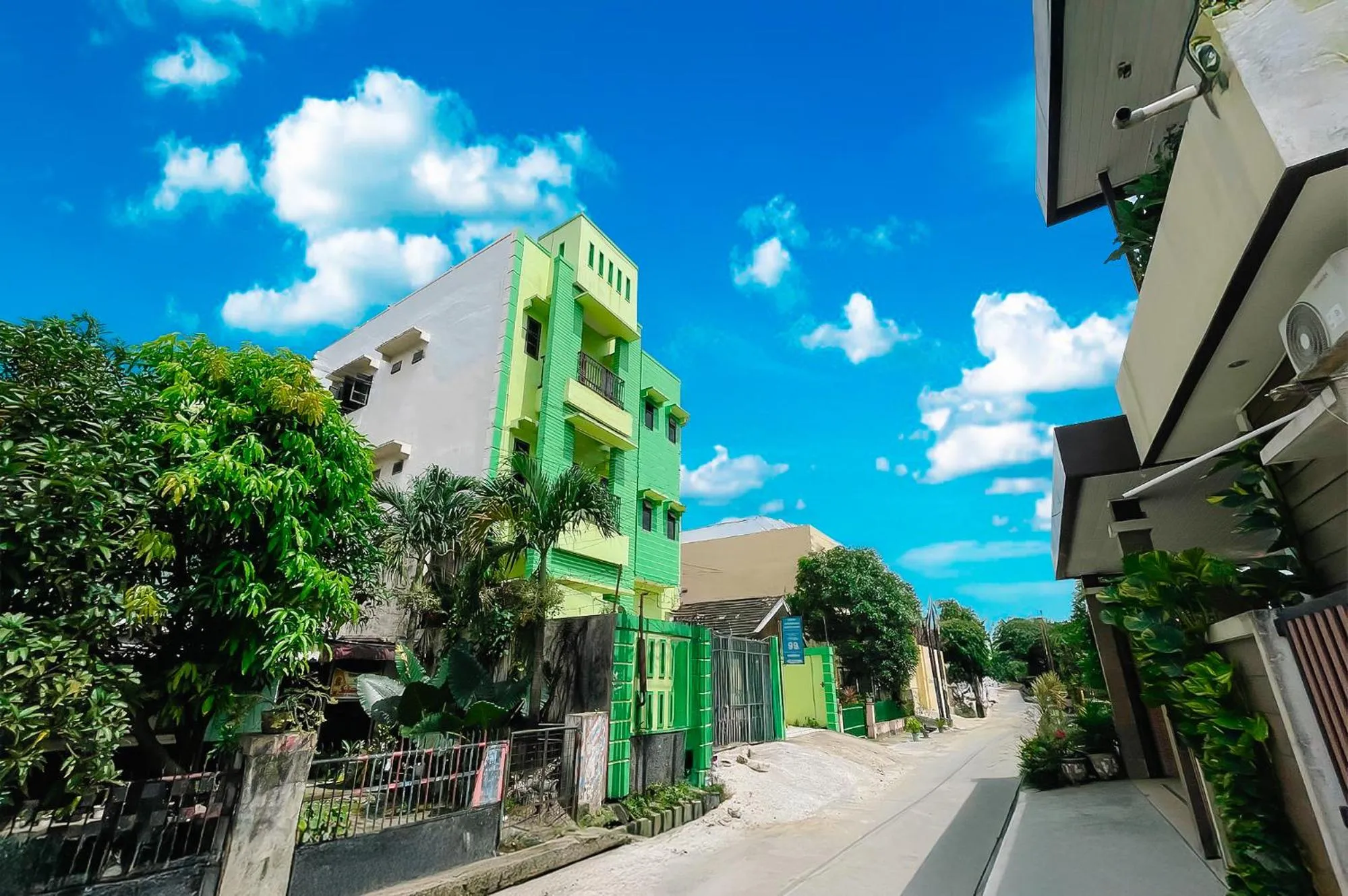 Sg Premium Guest House By Helocus