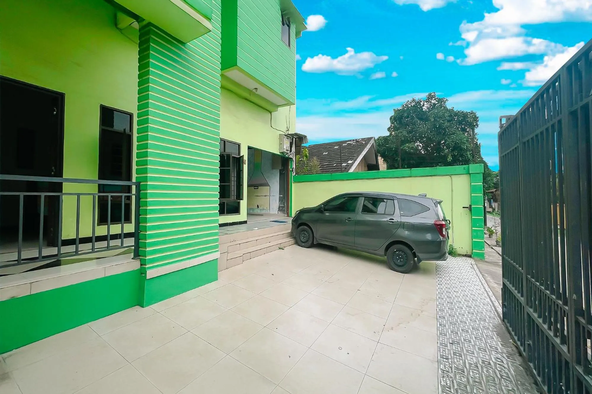 Sg Premium Guest House By Helocus