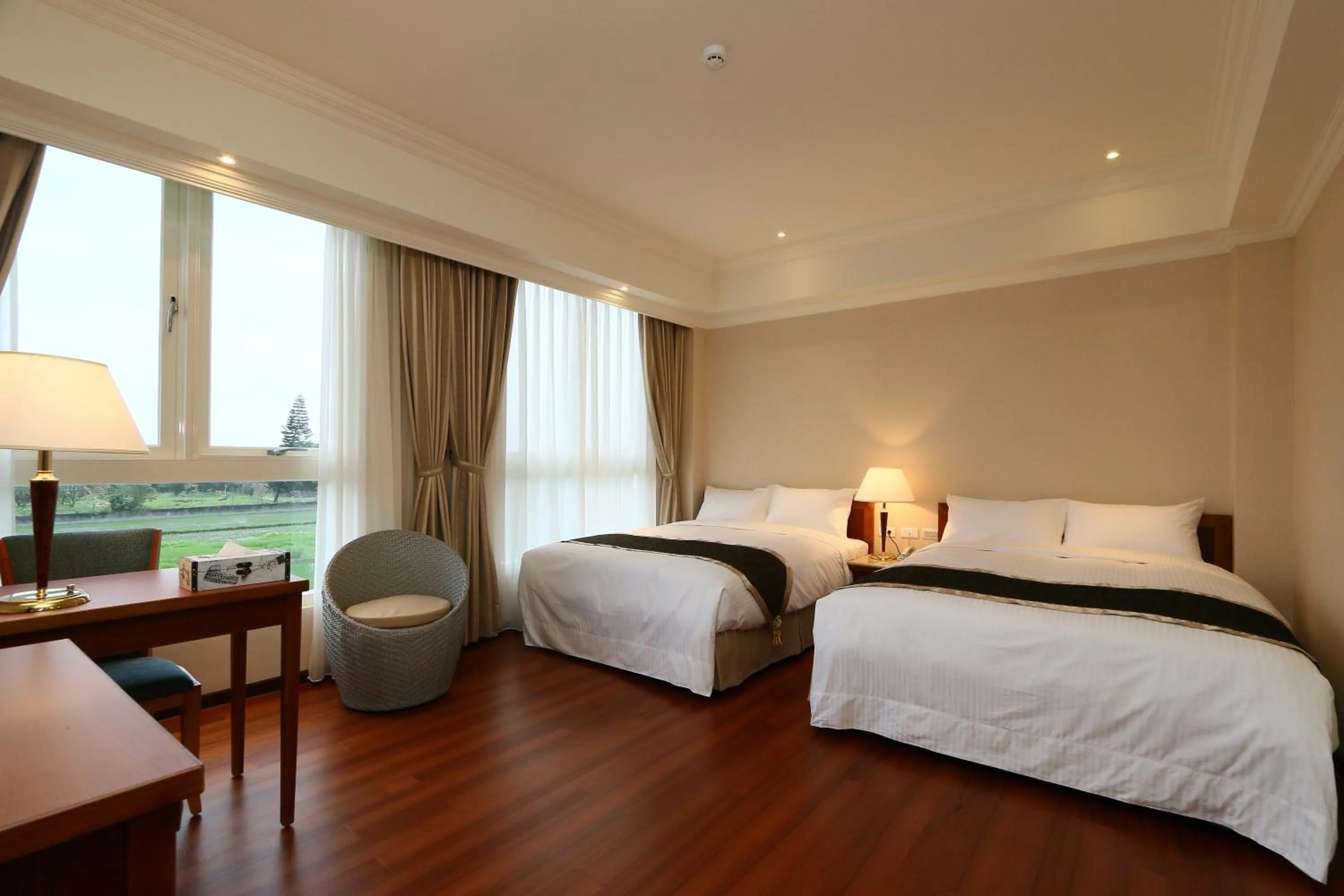 Photo of the whole room, Bed in Aleex Villa