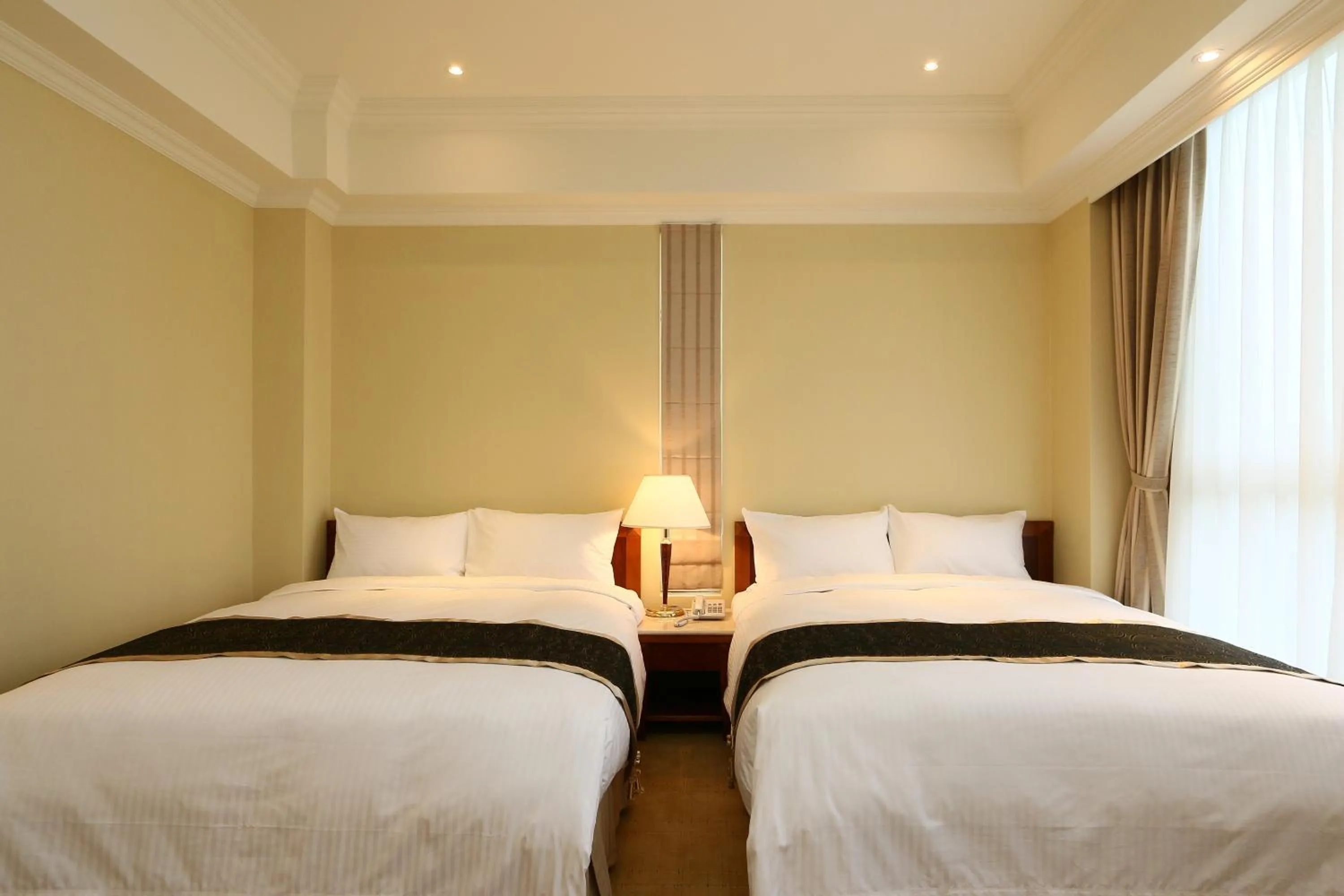 Photo of the whole room, Bed in Aleex Villa