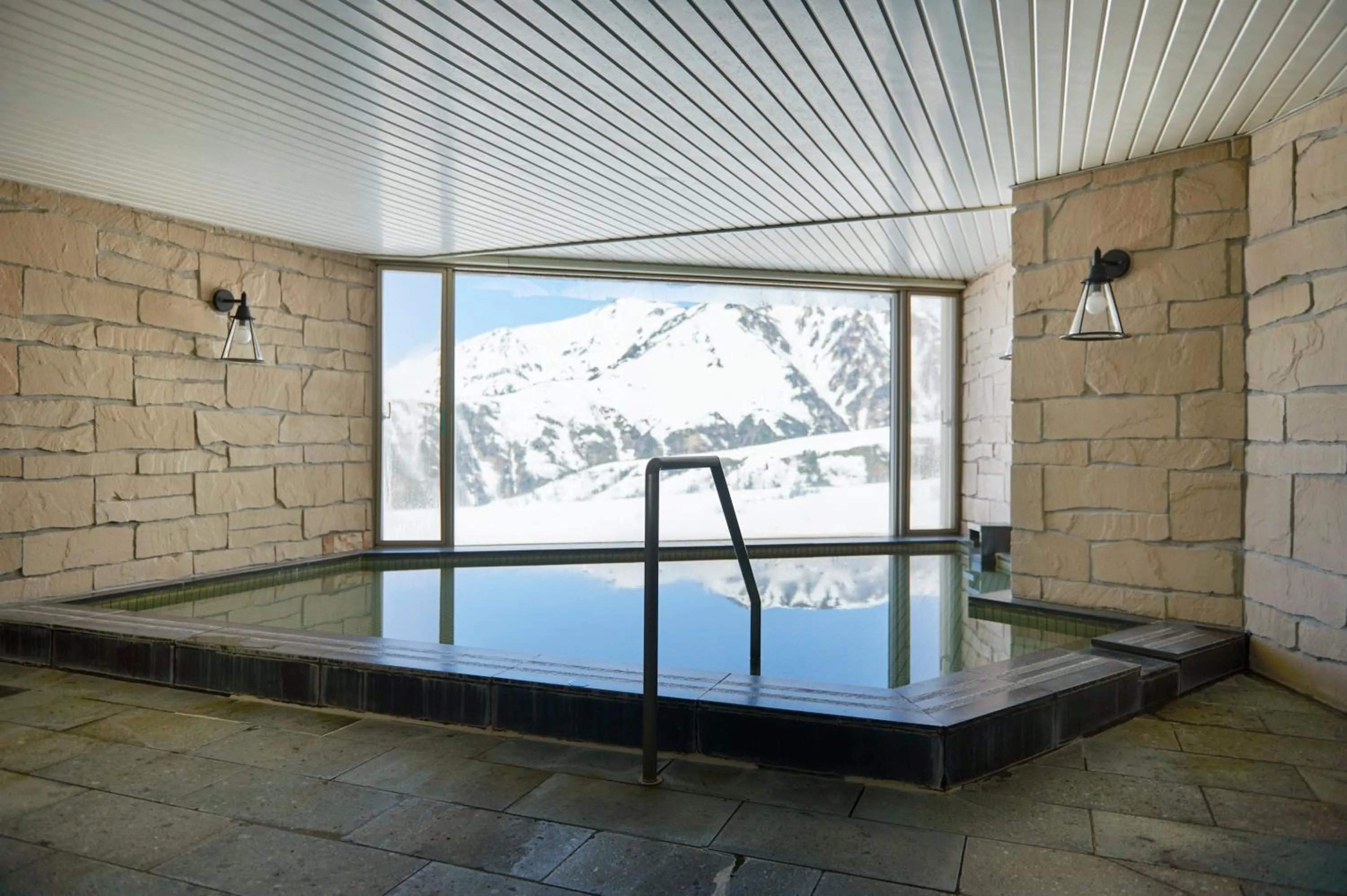 Property building in Midagahara Hotel