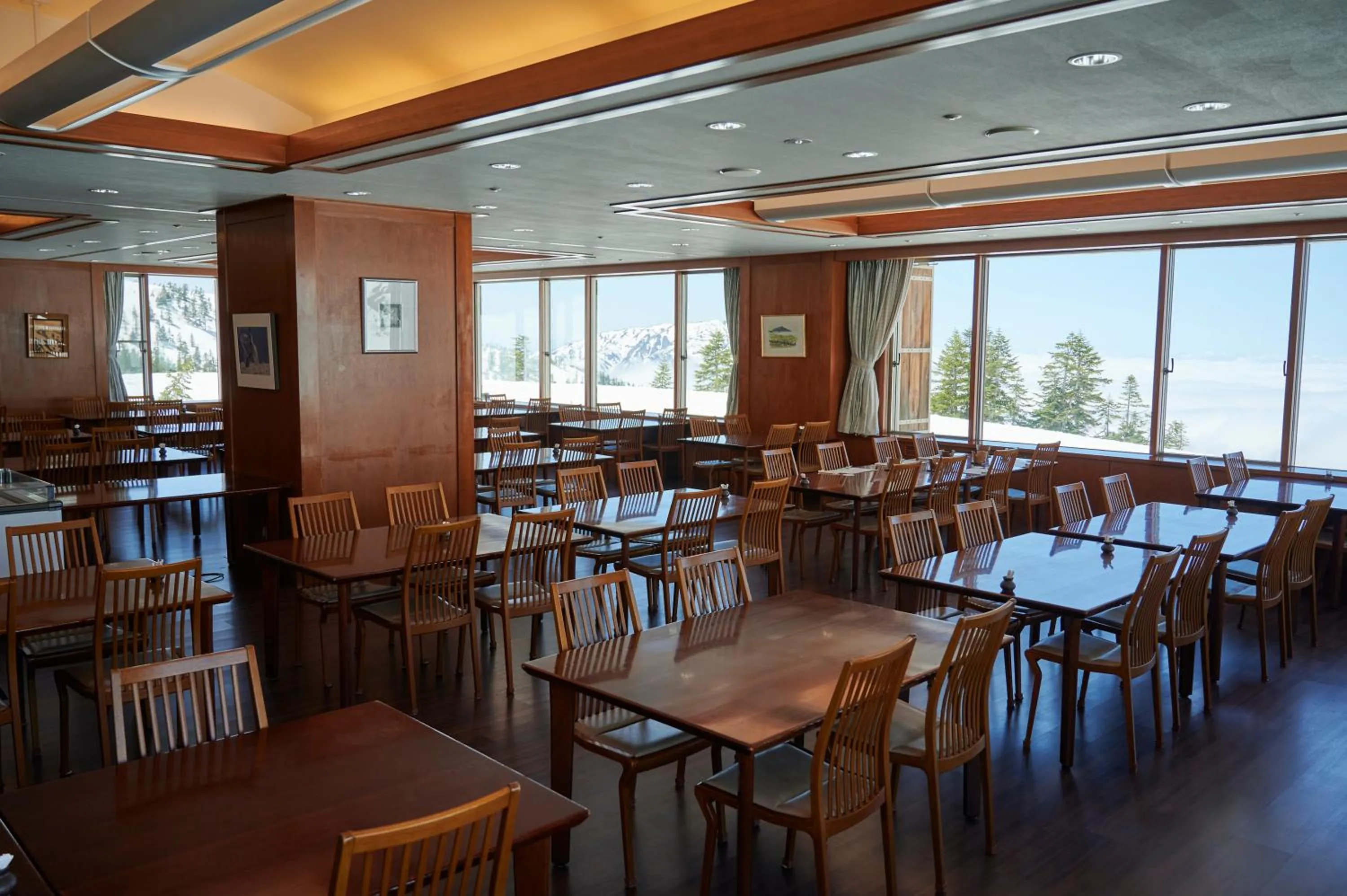 Restaurant/places to eat in Midagahara Hotel