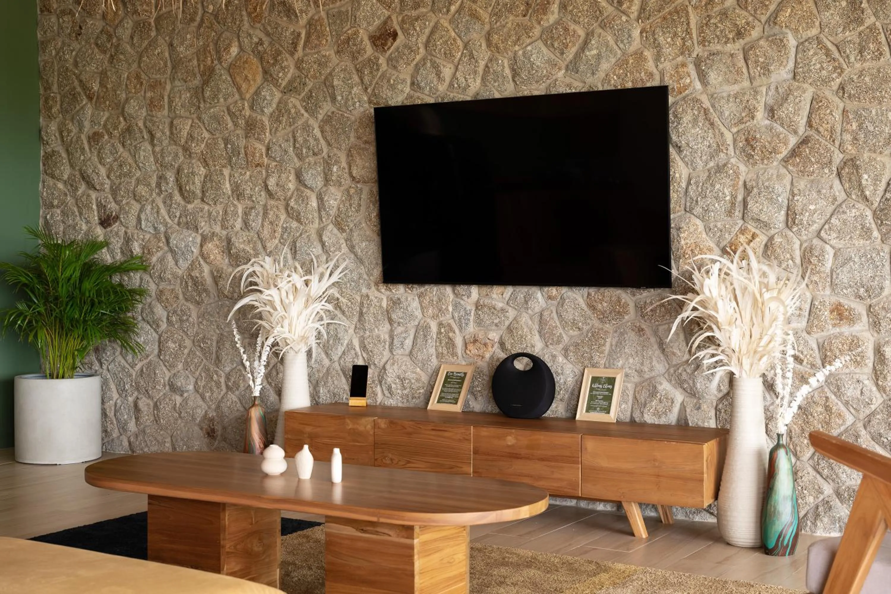 Wild Cottages Elephant Sanctuary Resort