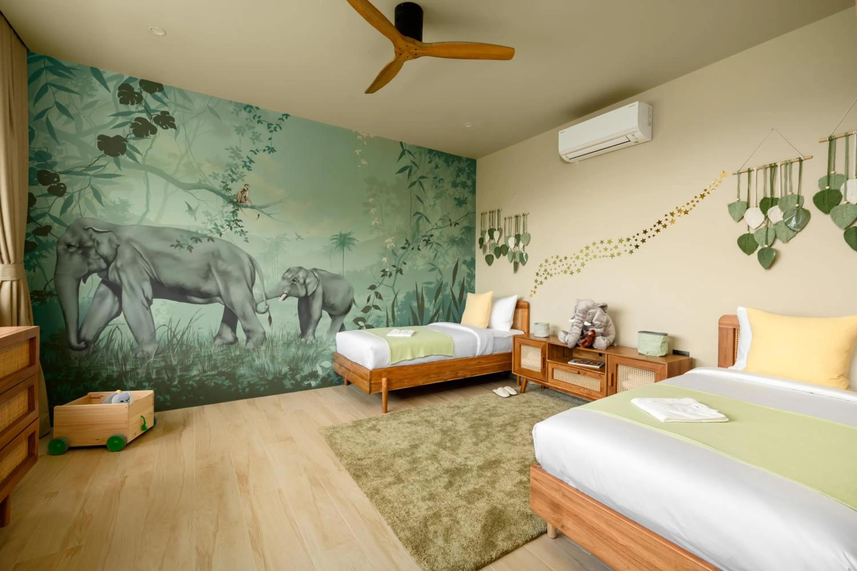Bed in Wild Cottages Elephant Sanctuary Resort