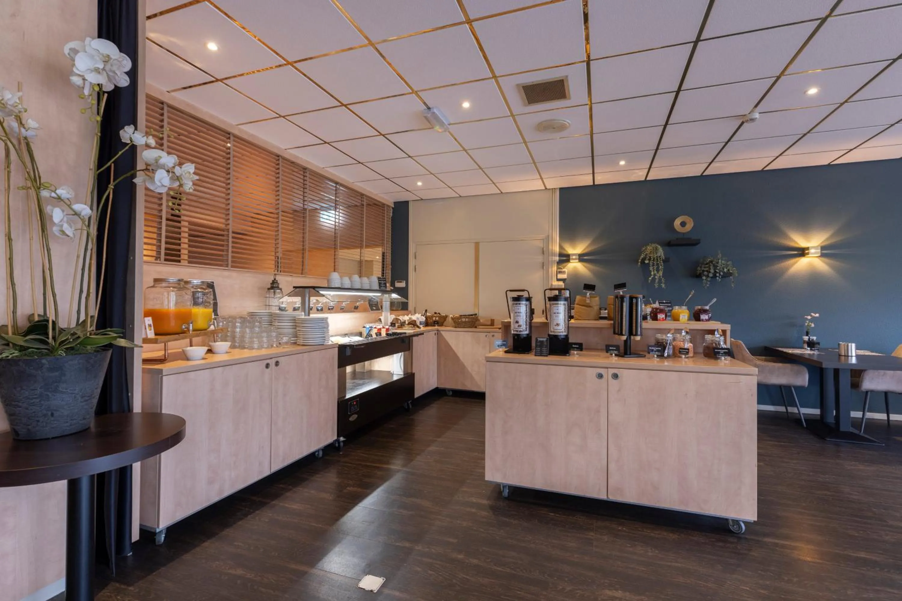 Breakfast in Fletcher Hotel-Restaurant Langewold